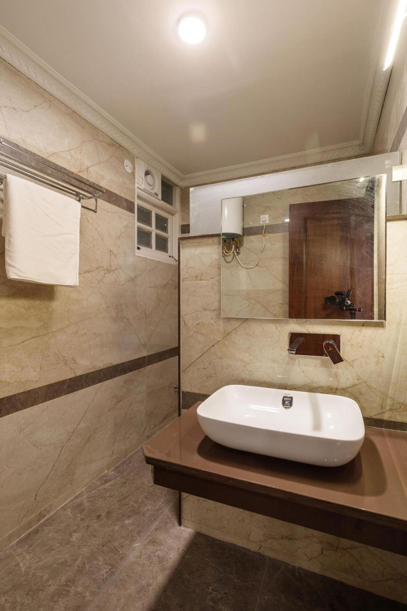 Avalon 302 Nr Mg Road 3bhk Ac Apartment Bangalore