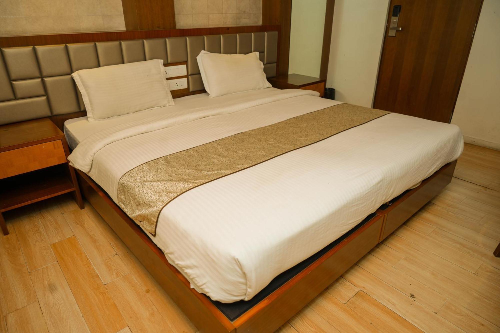 Octave Am Garden Hotel Bangalore