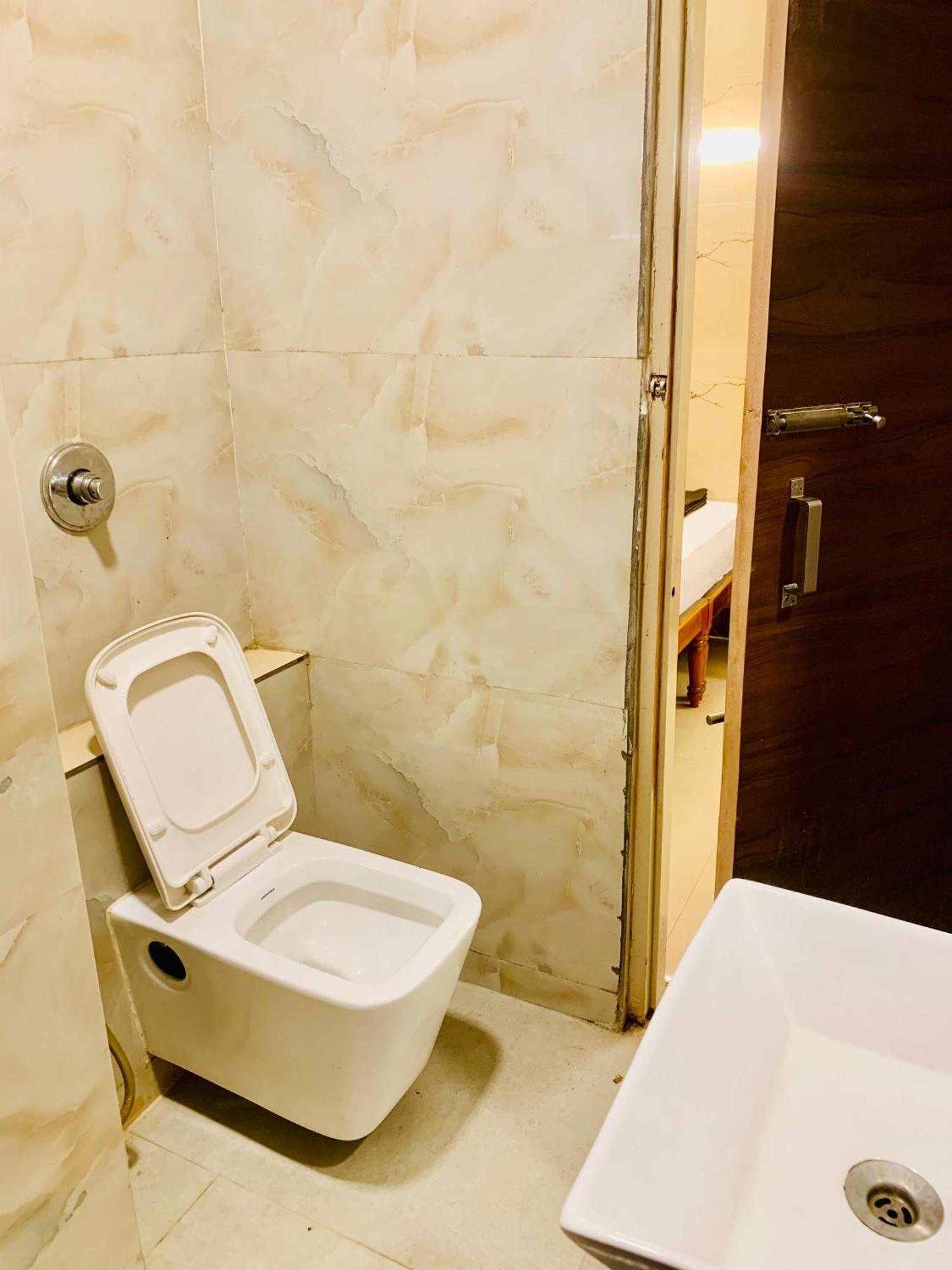 Luxorion Guest house *