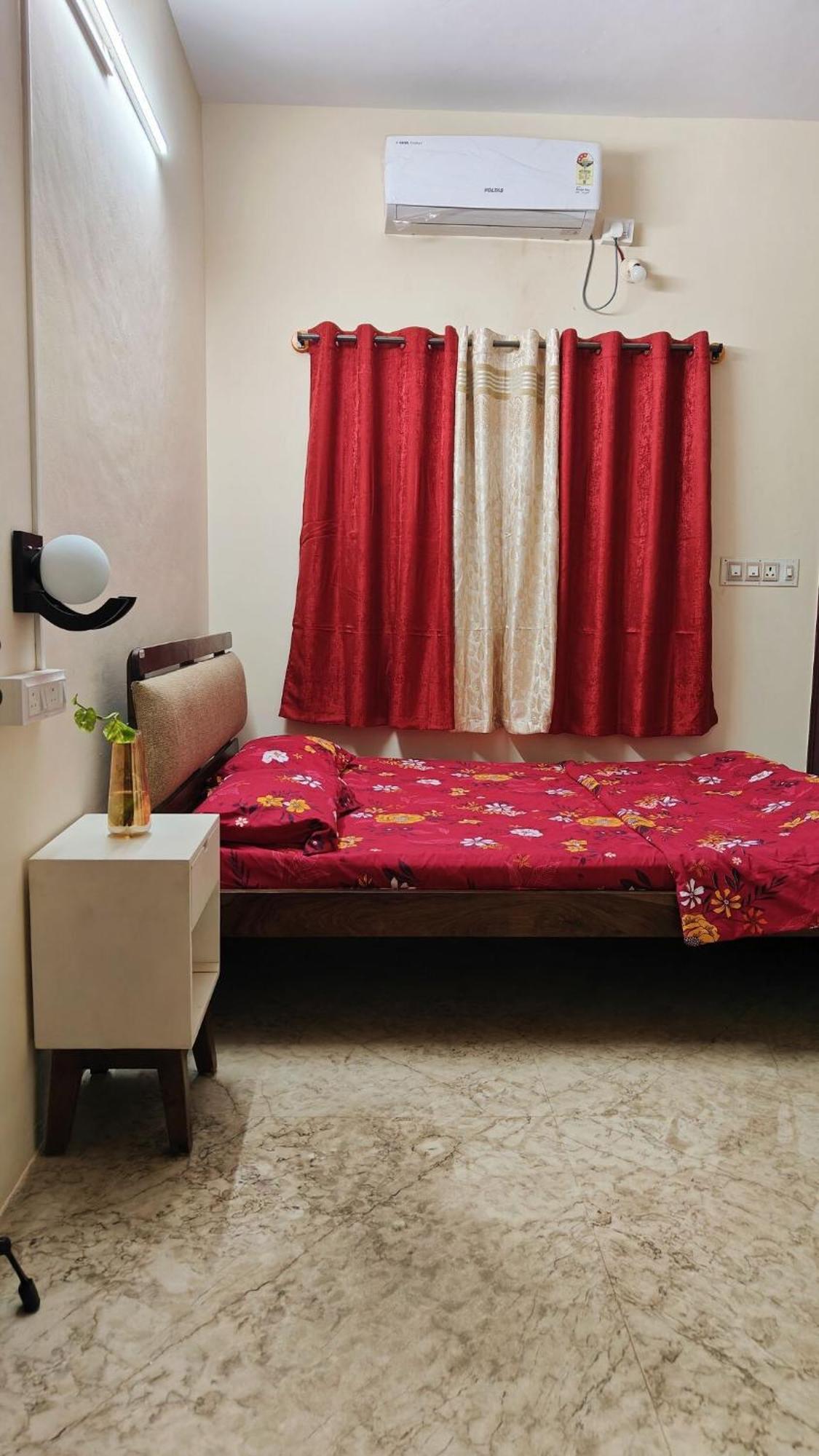 Aarunya Nivas - 10 Mins To It Hubs Apartment Bangalore