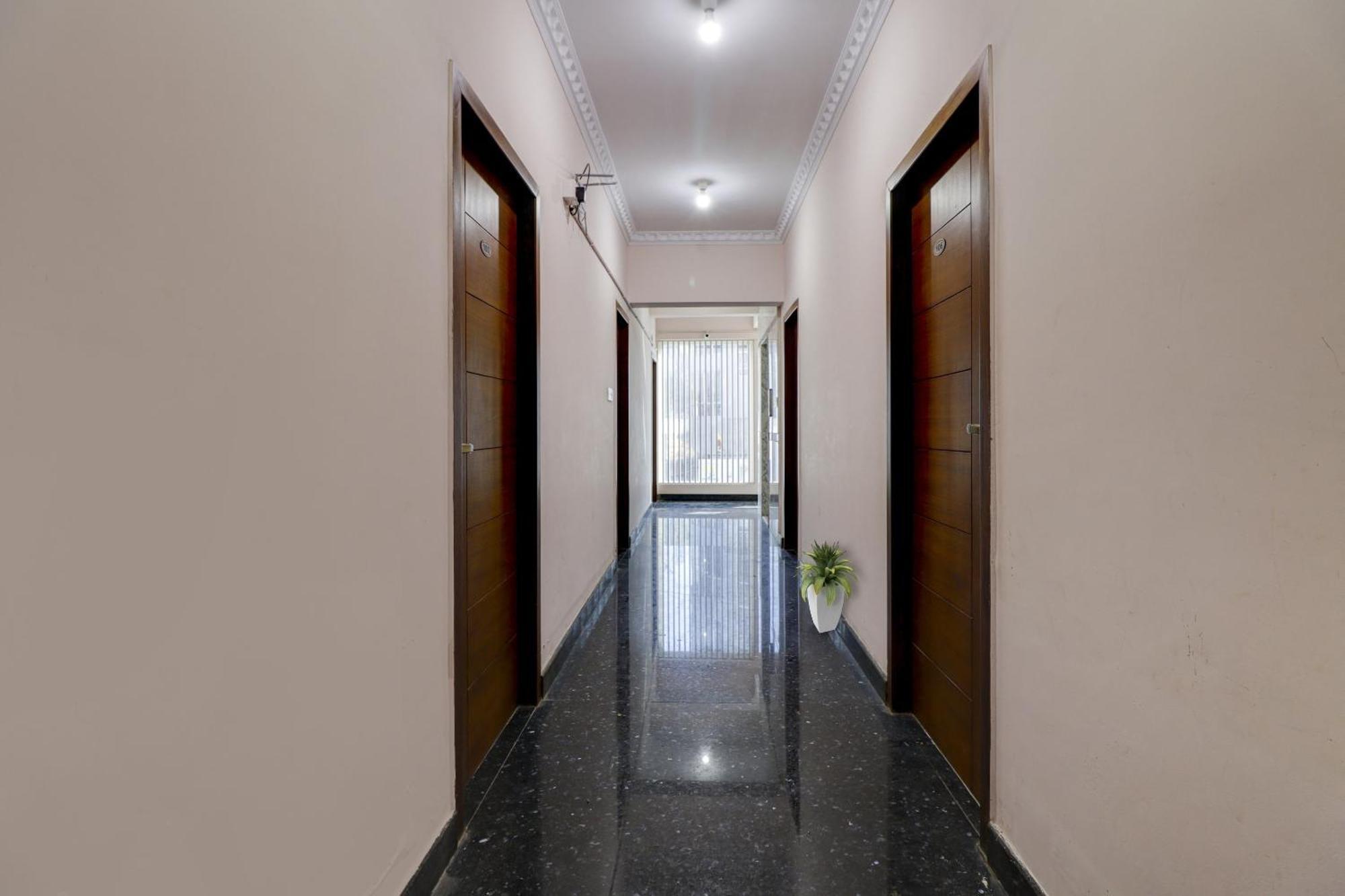 O Royal Comfort Near Cubbon Park