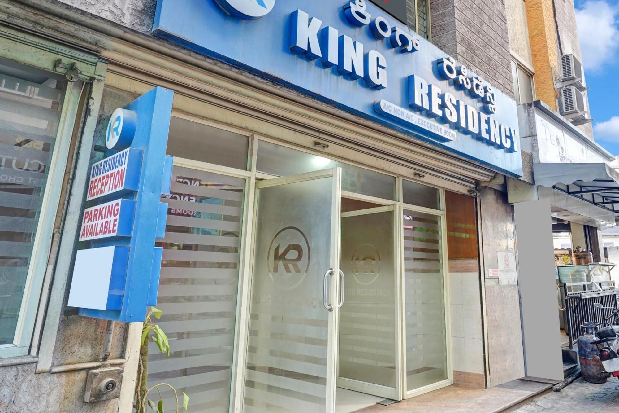 Spot On King Residency