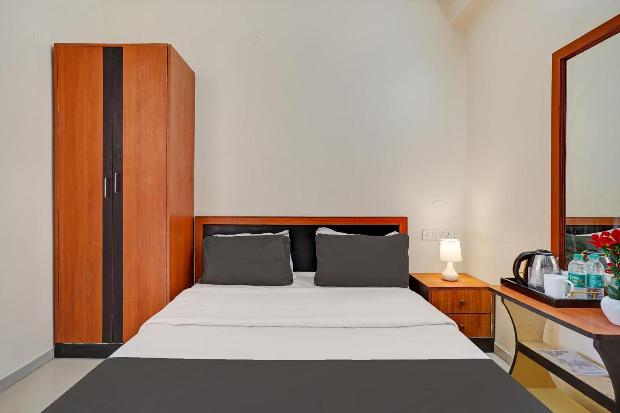 Hotel Spot On King Residency 2*