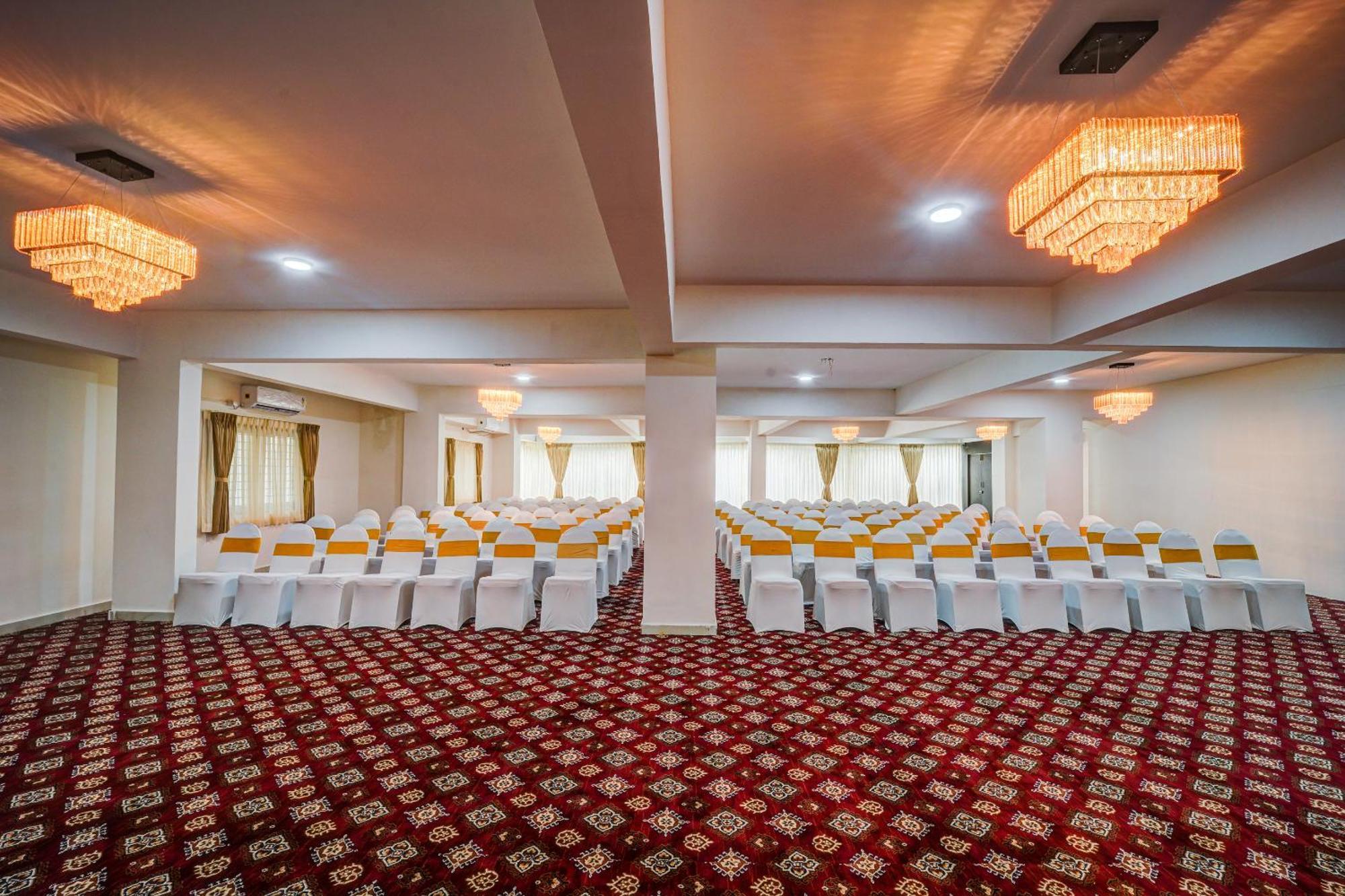 Hotel Open By Olive - The Emerald Bangalore