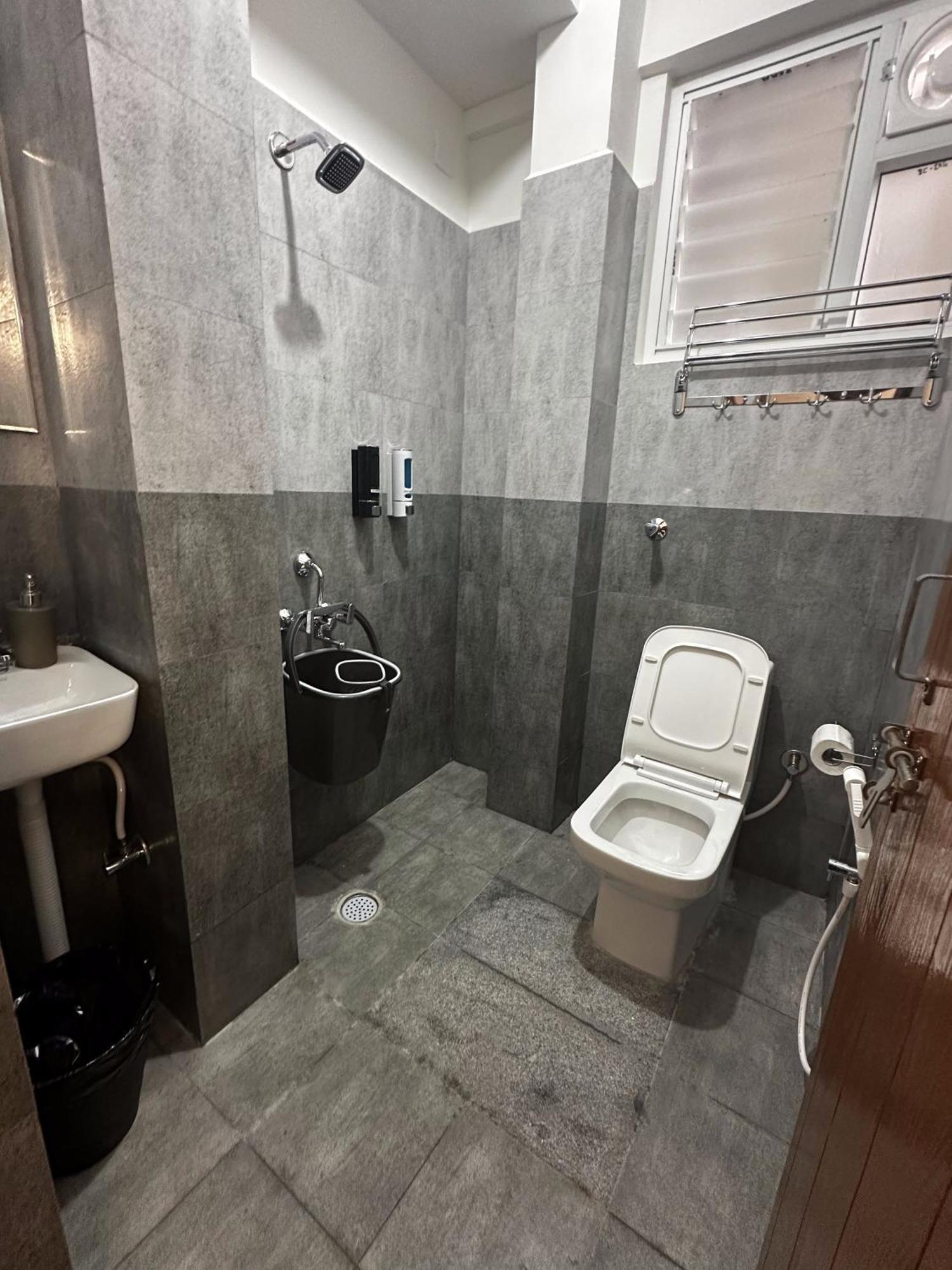 Hotel Trinetra Homes 102 Bangalore