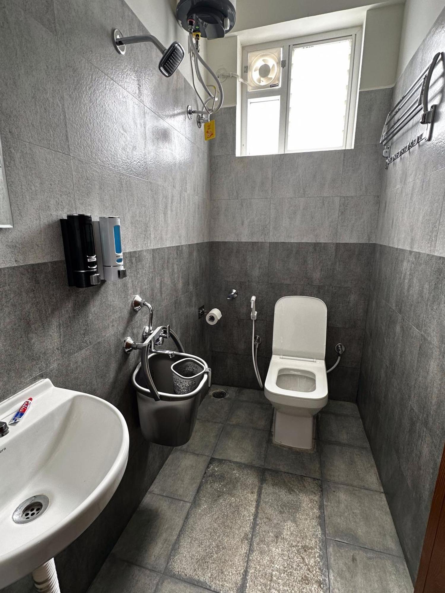 Trinetra Homes 102