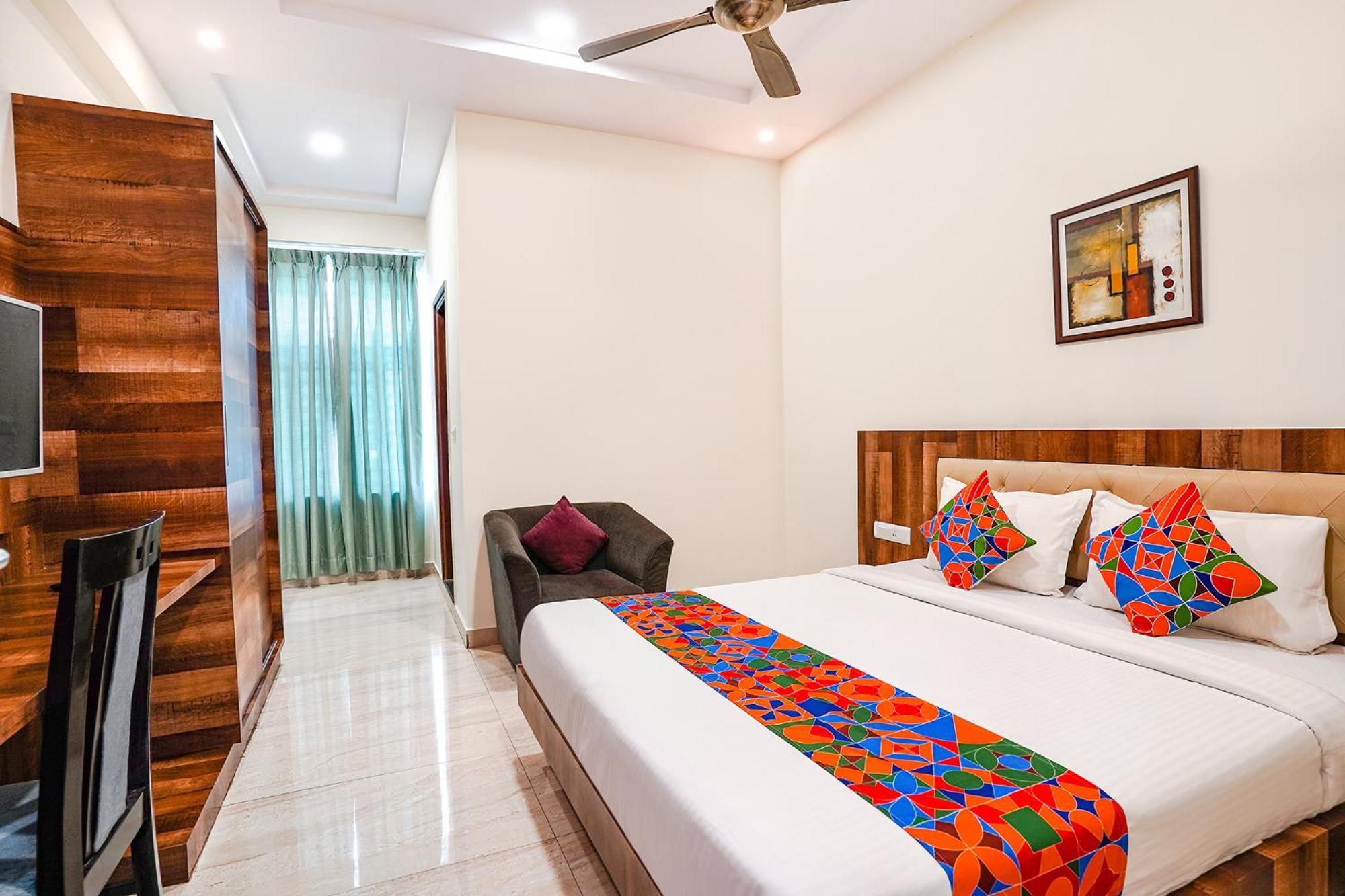 Fabhotel Wonder - Nr Aecs Layout Main Road Hotel