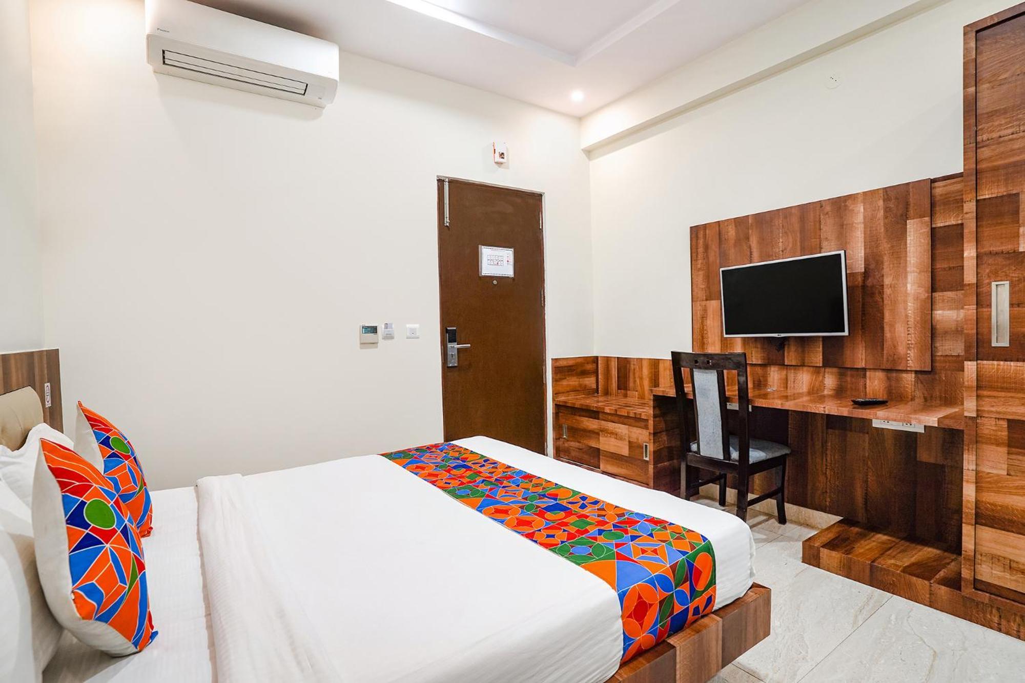 Hotel Fabhotel Wonder - Nr Aecs Layout Main Road 3*