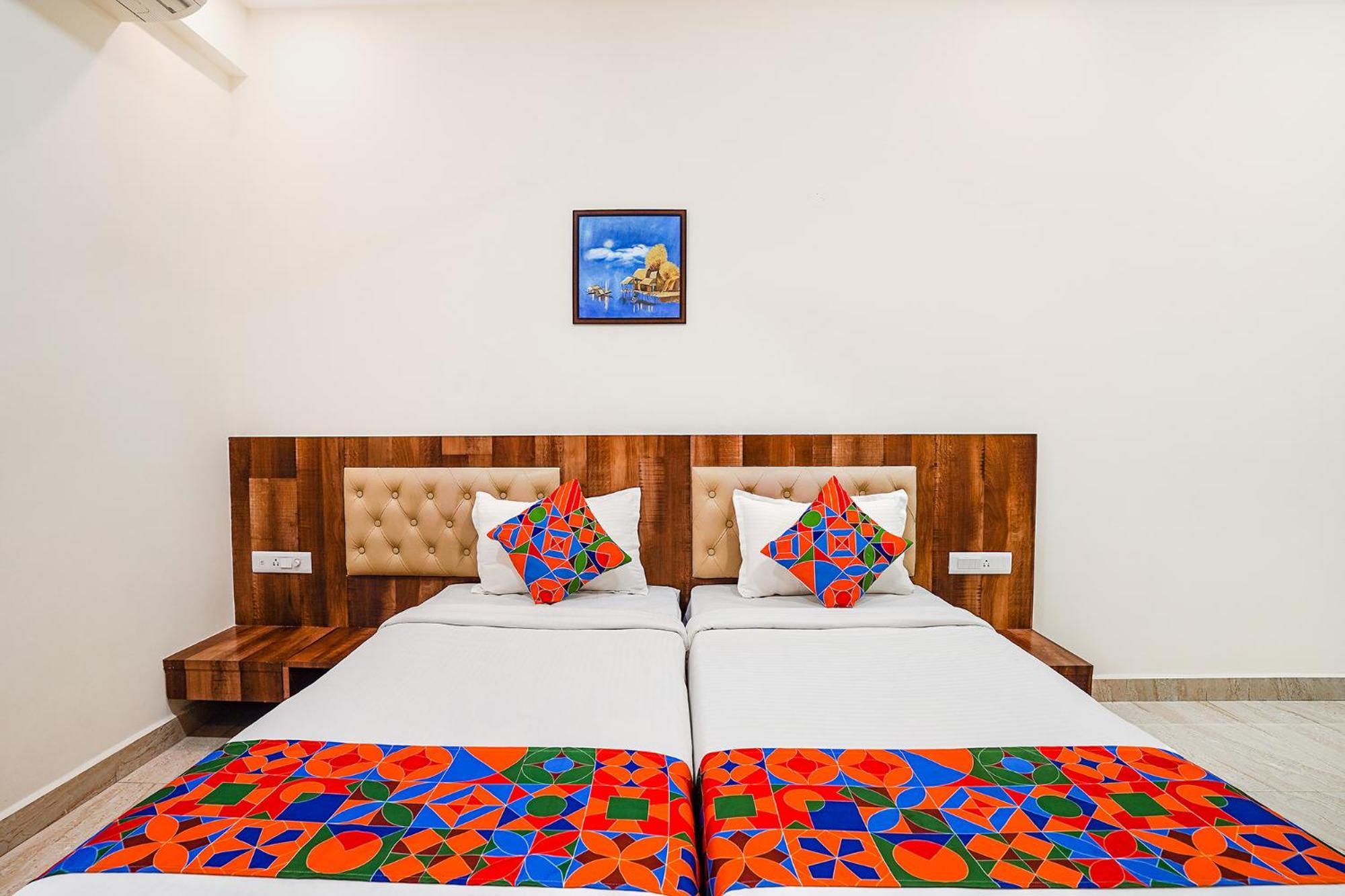 Hotel Fabhotel Wonder - Nr Aecs Layout Main Road