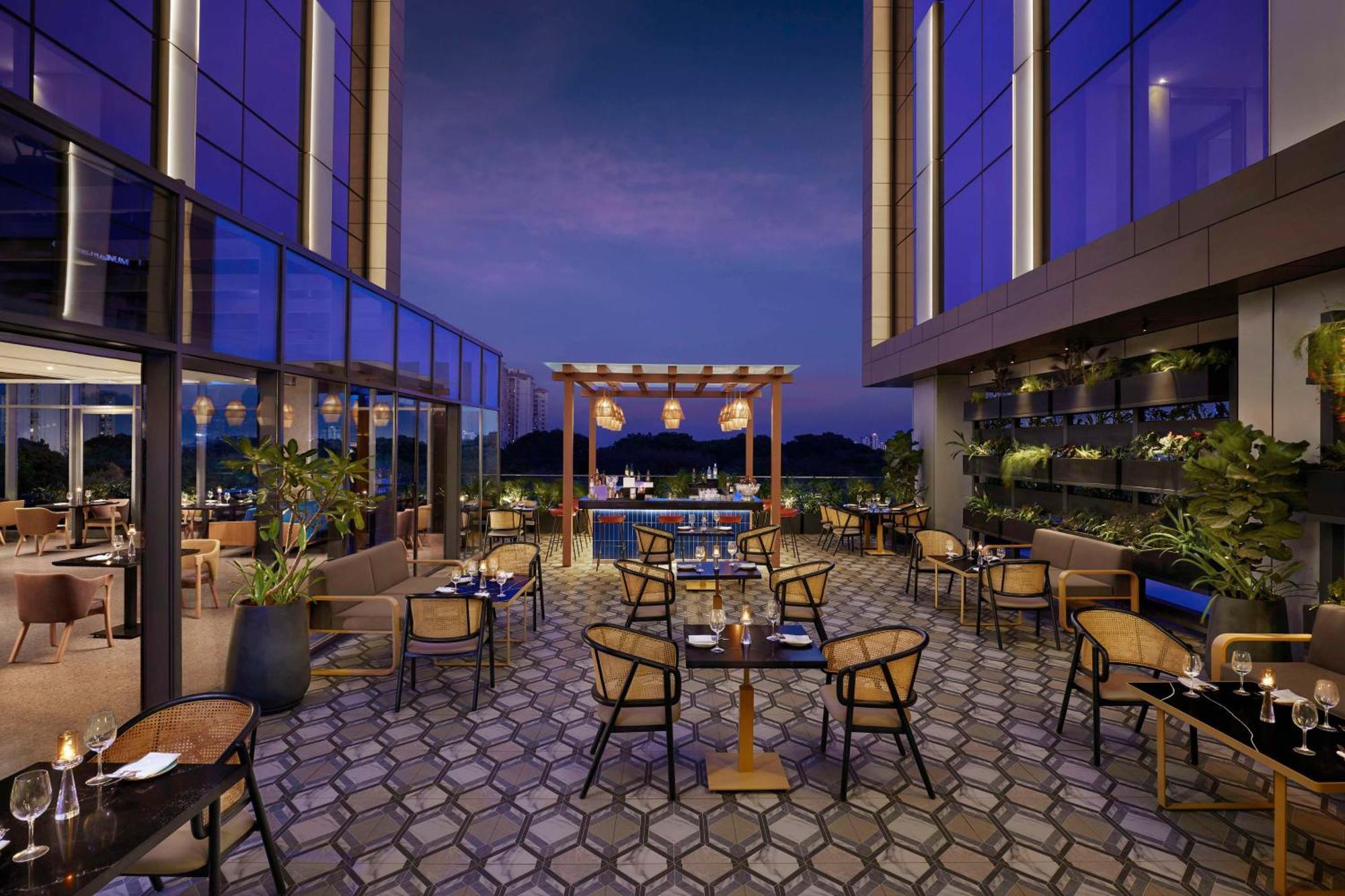 Hyatt Centric Hebbal Hotel 5*