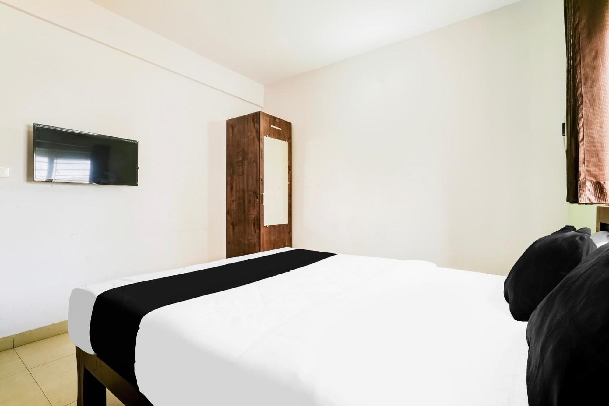 O High Bar Boarding And Lodging *