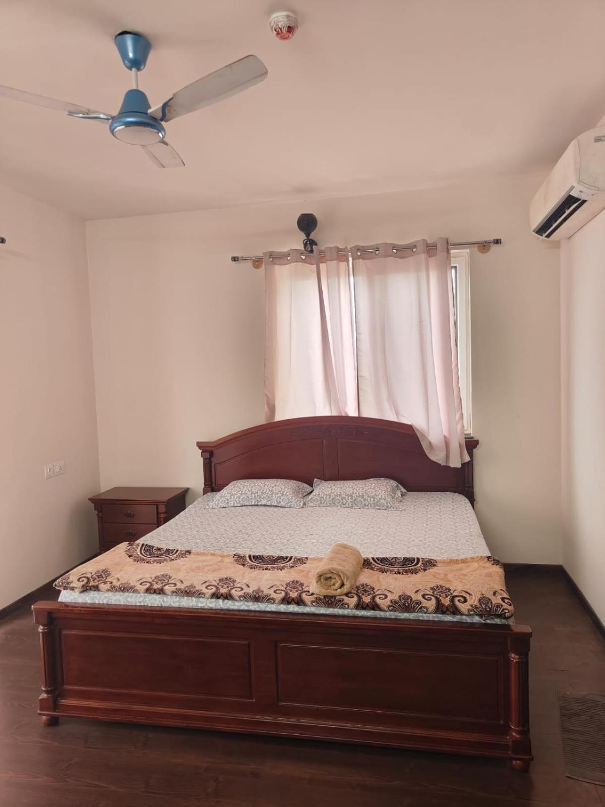 Apartment Spacious 3 Bhk On High Flr With Sunset , View *