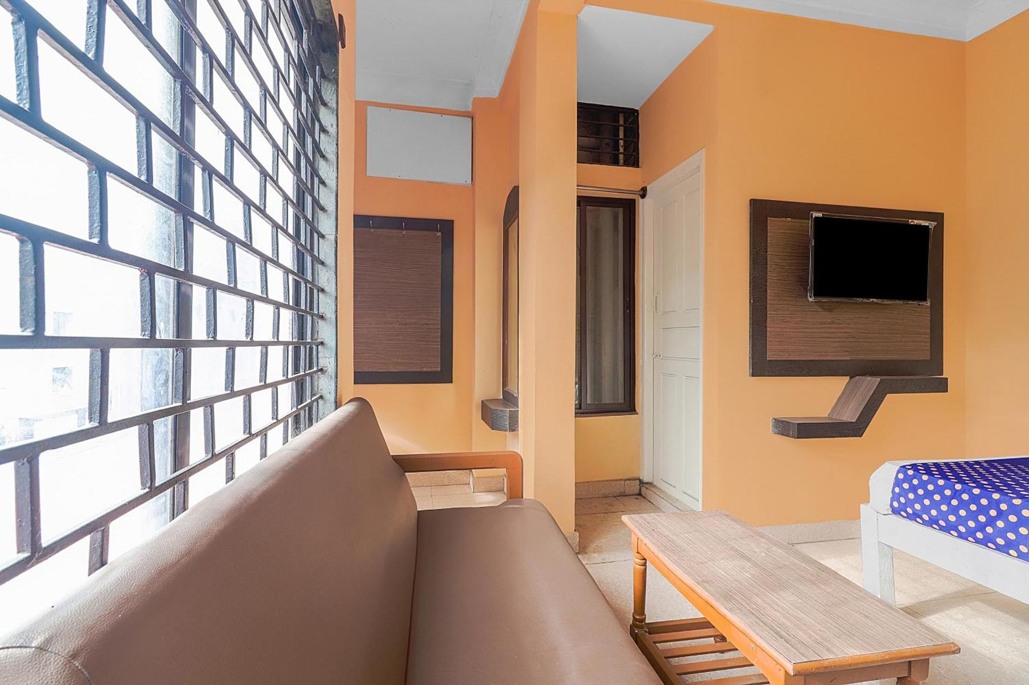 O Vasavi Residency Hotel