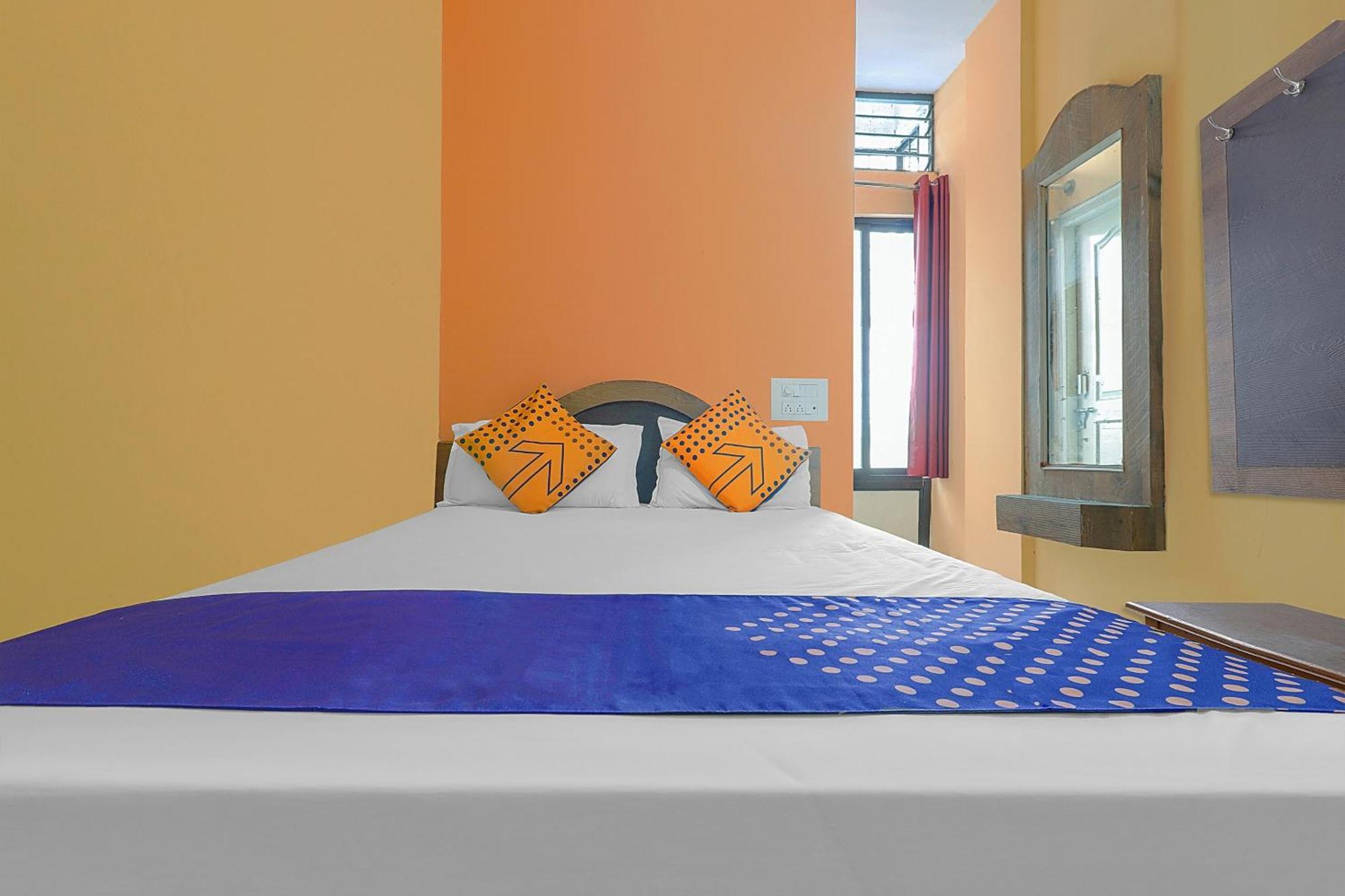 O Vasavi Residency Hotel