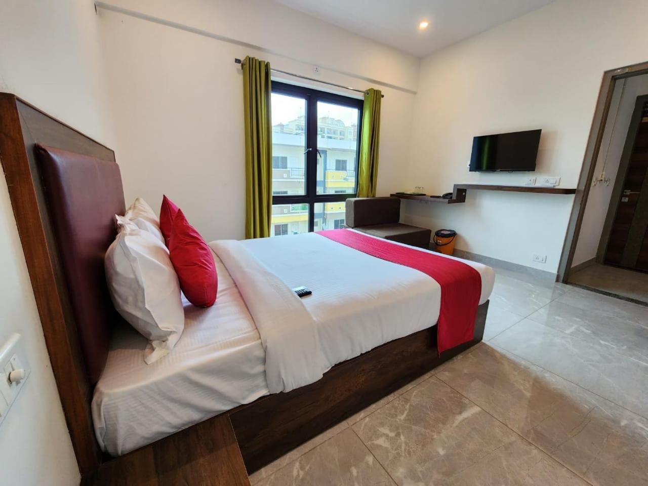 Hotel Dreams Bangalore