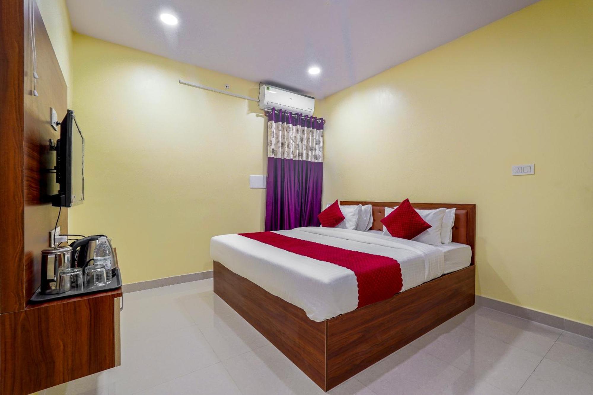 Ayodhya Comforts 3*