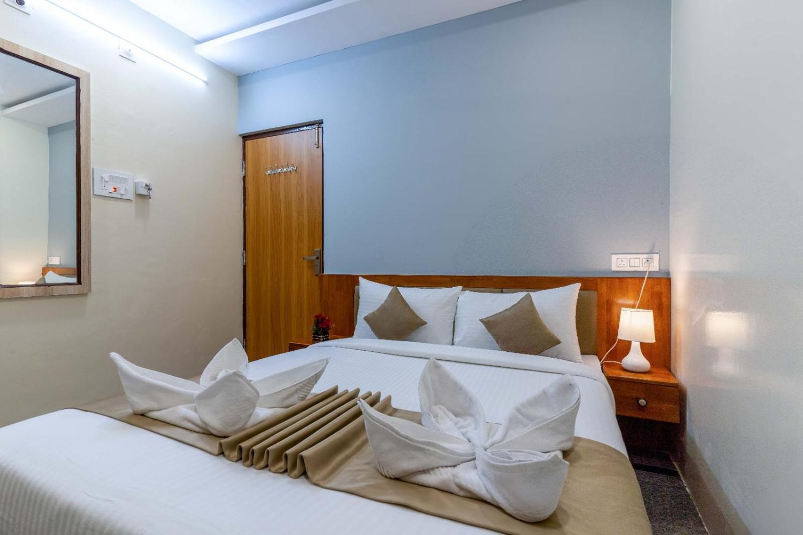 Chalet, Madiwala 3*