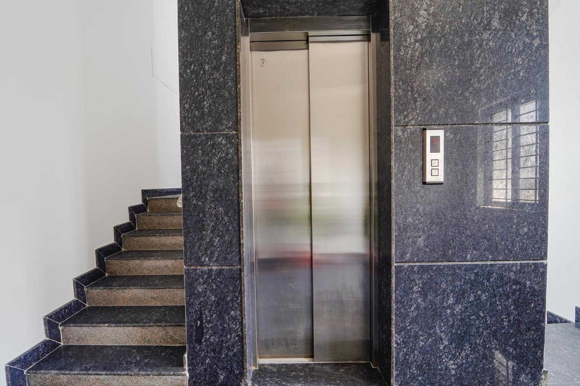 Fabhotel Metro - Nr Esi Hospital 3*