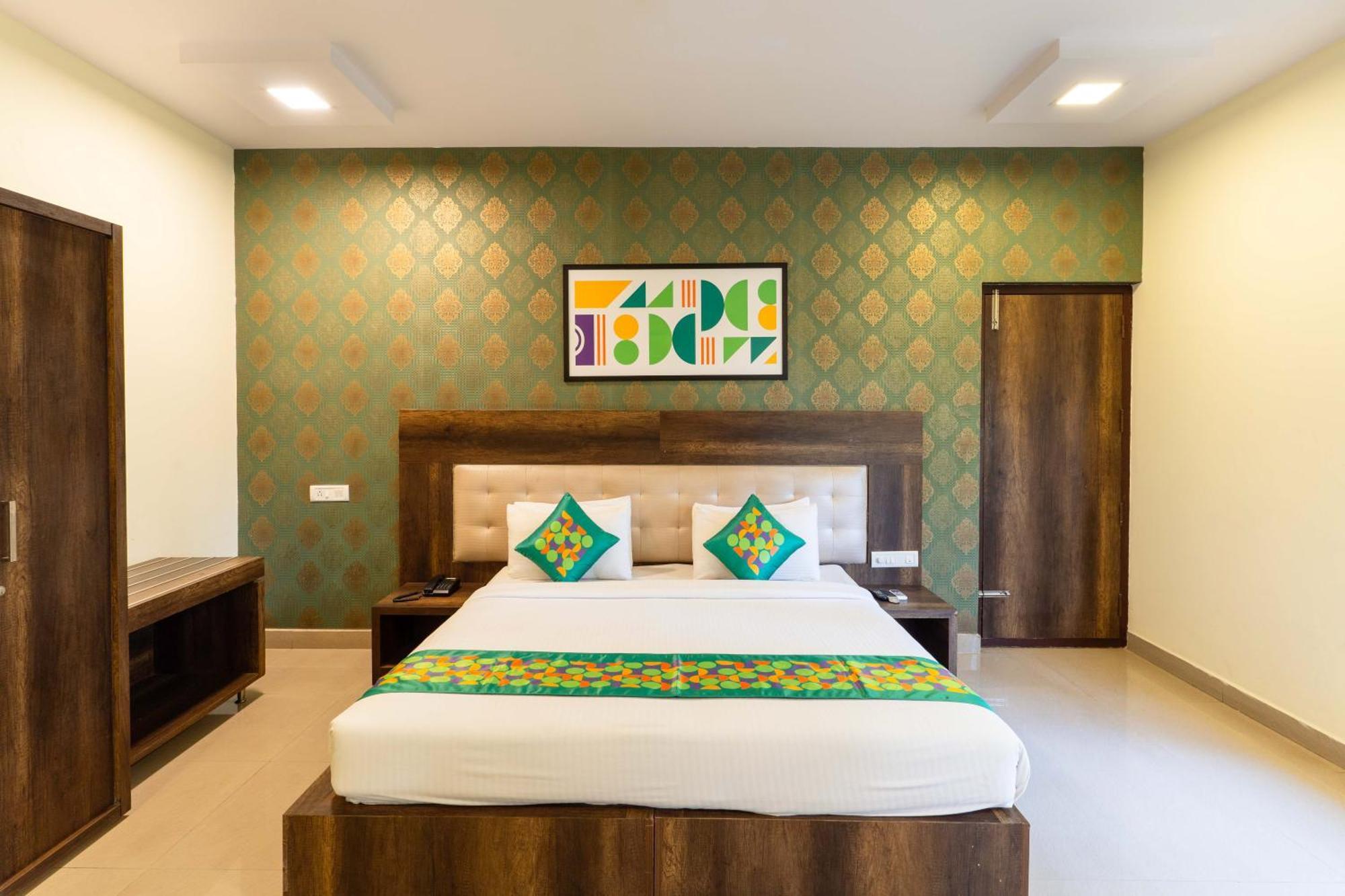 Hotel Treebo Cranberry Delight, Manyata Tech Park