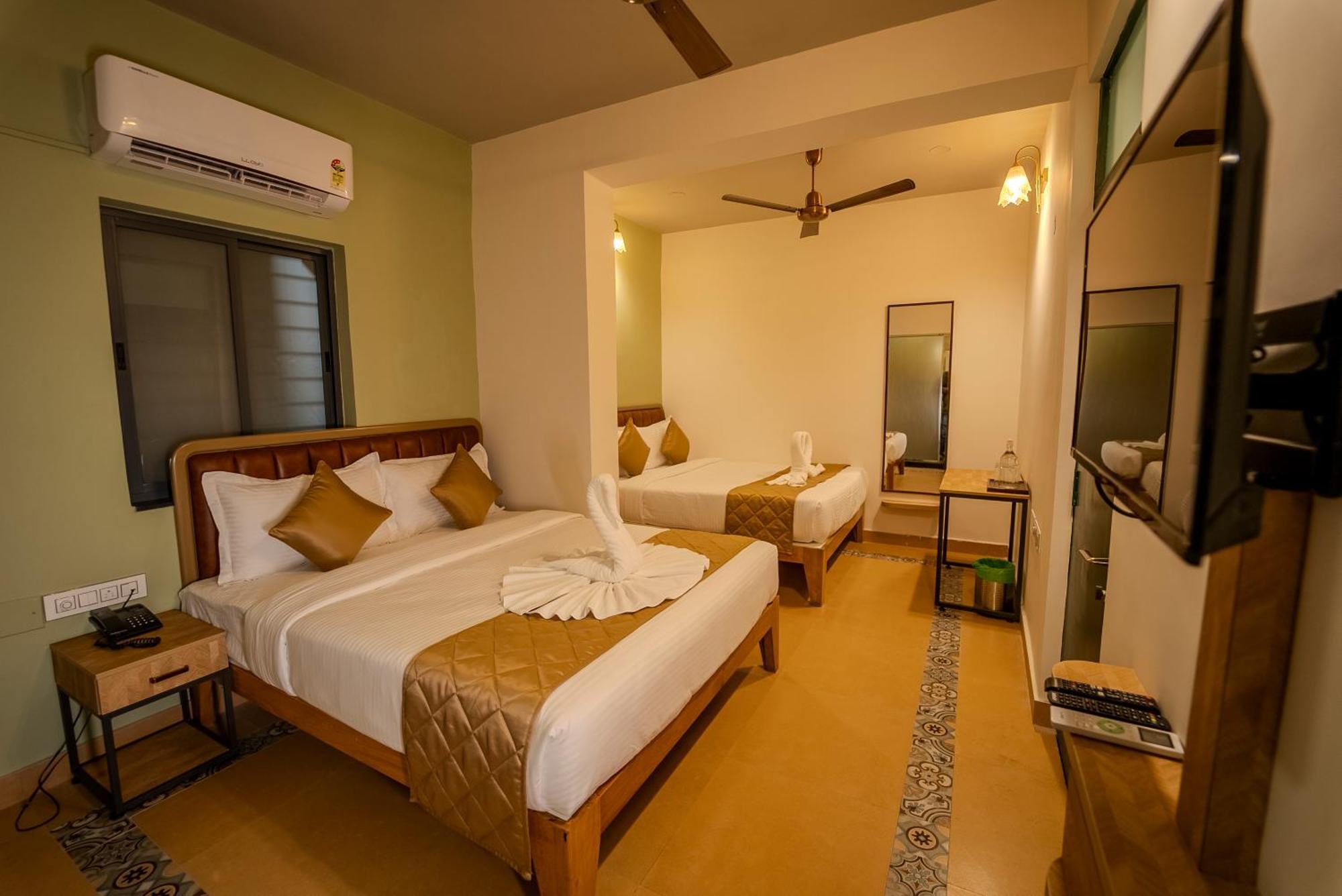 Hotel Atithyaa