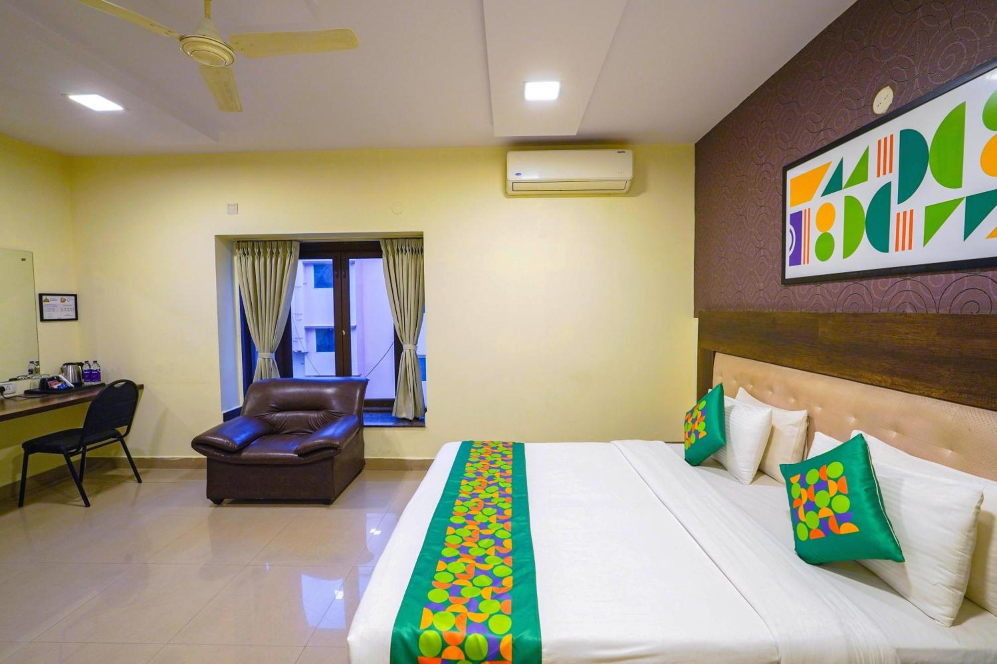Treebo Cranberry Delight, Manyata Tech Park Hotel