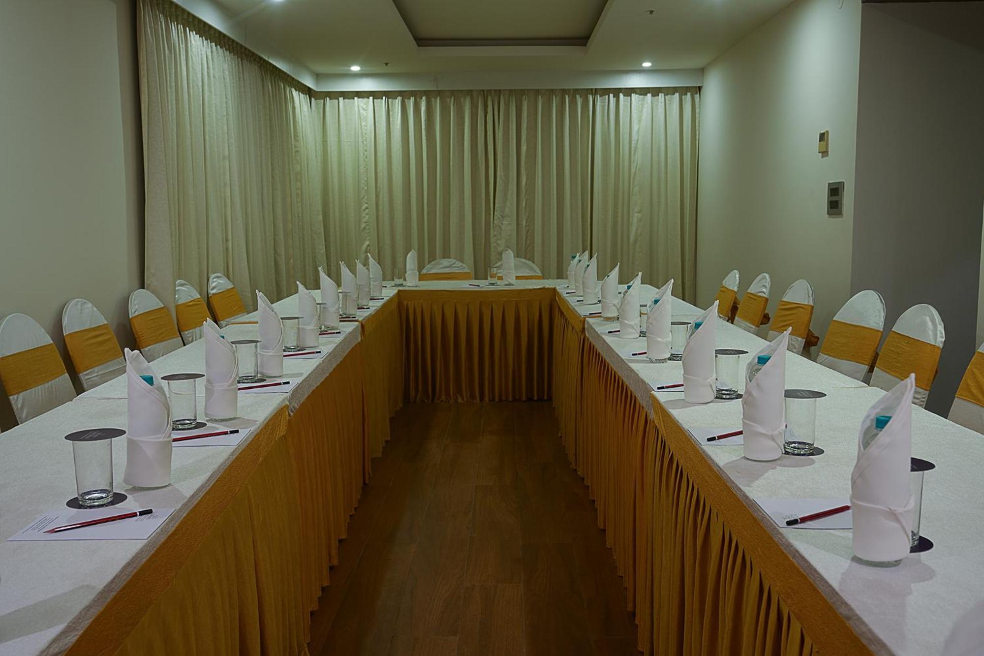 Grand Continent Malleshwaram A Sarovar Portico Affiliate Hotel Bangalore