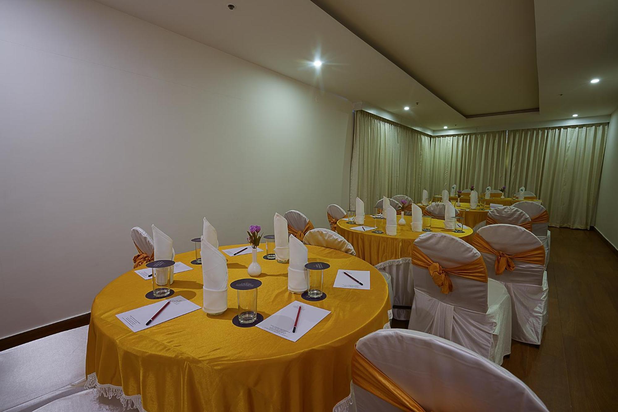 Grand Continent Malleshwaram A Sarovar Portico Affiliate 3* Bangalore