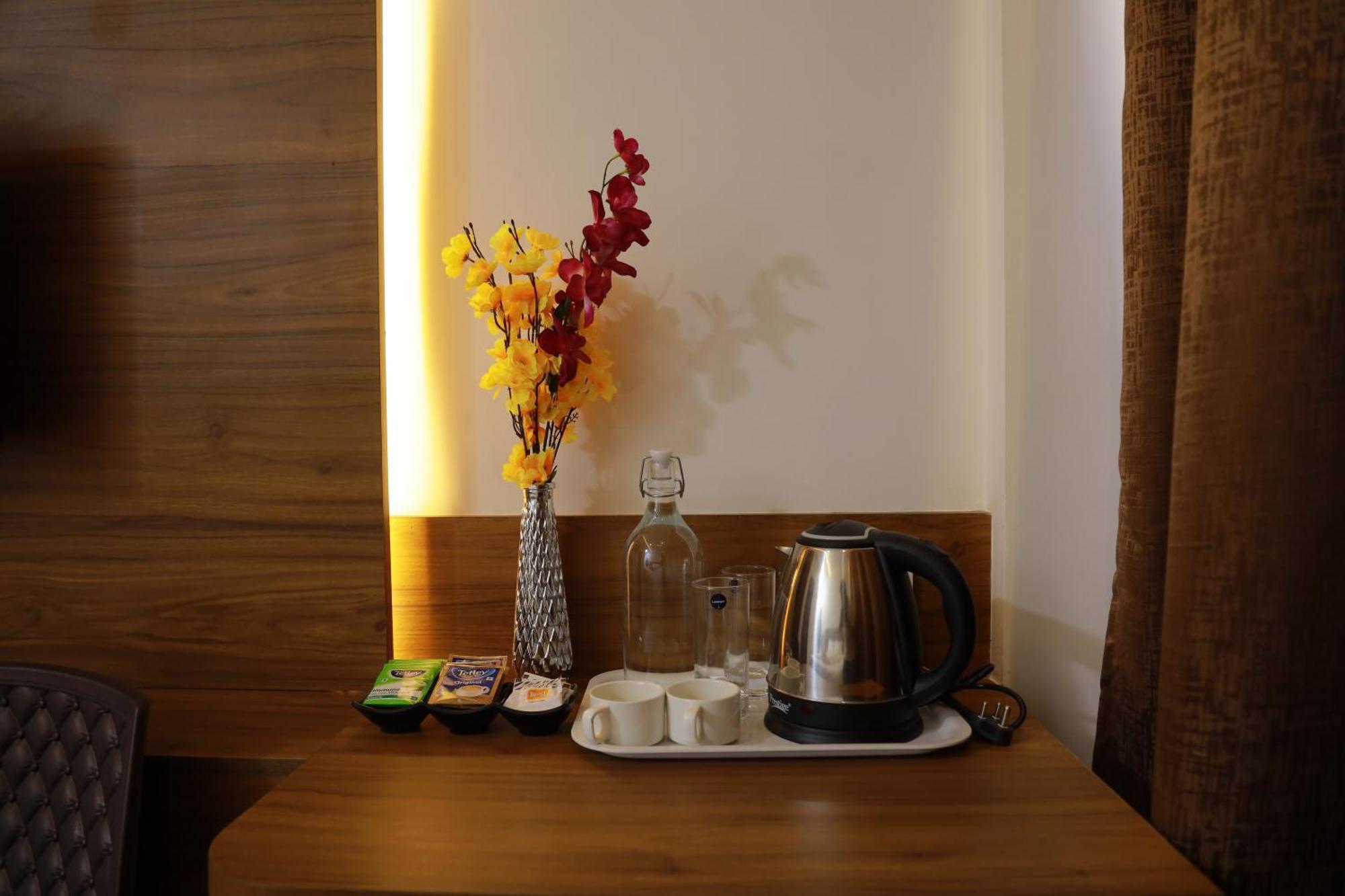 Silverkey Yelahanka Hotel
