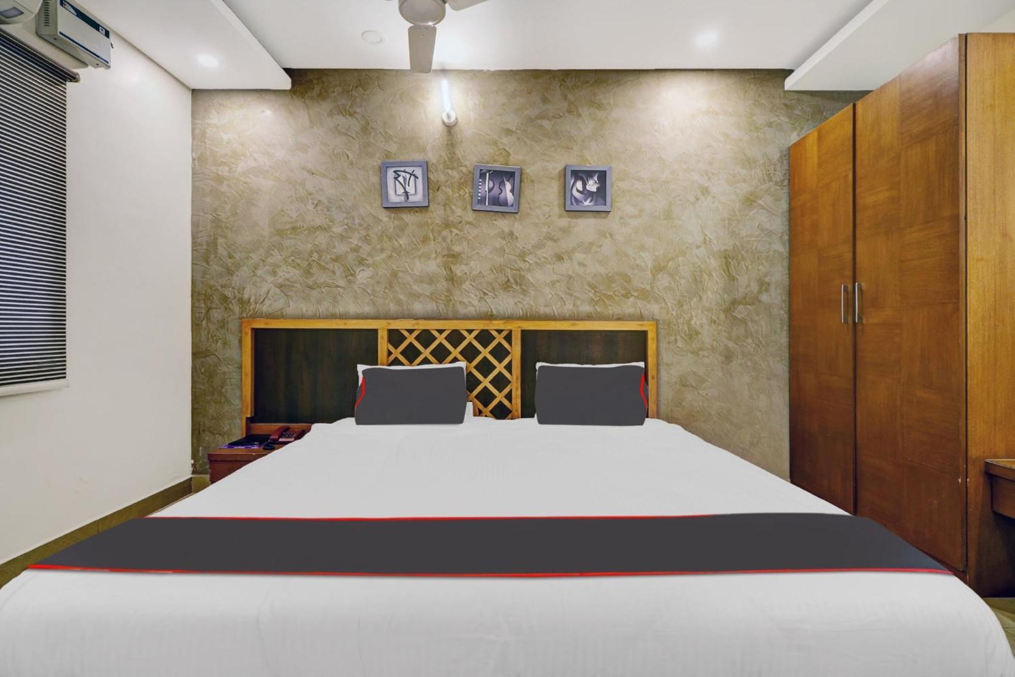 Super Collection O Manasi Residency Hotel *