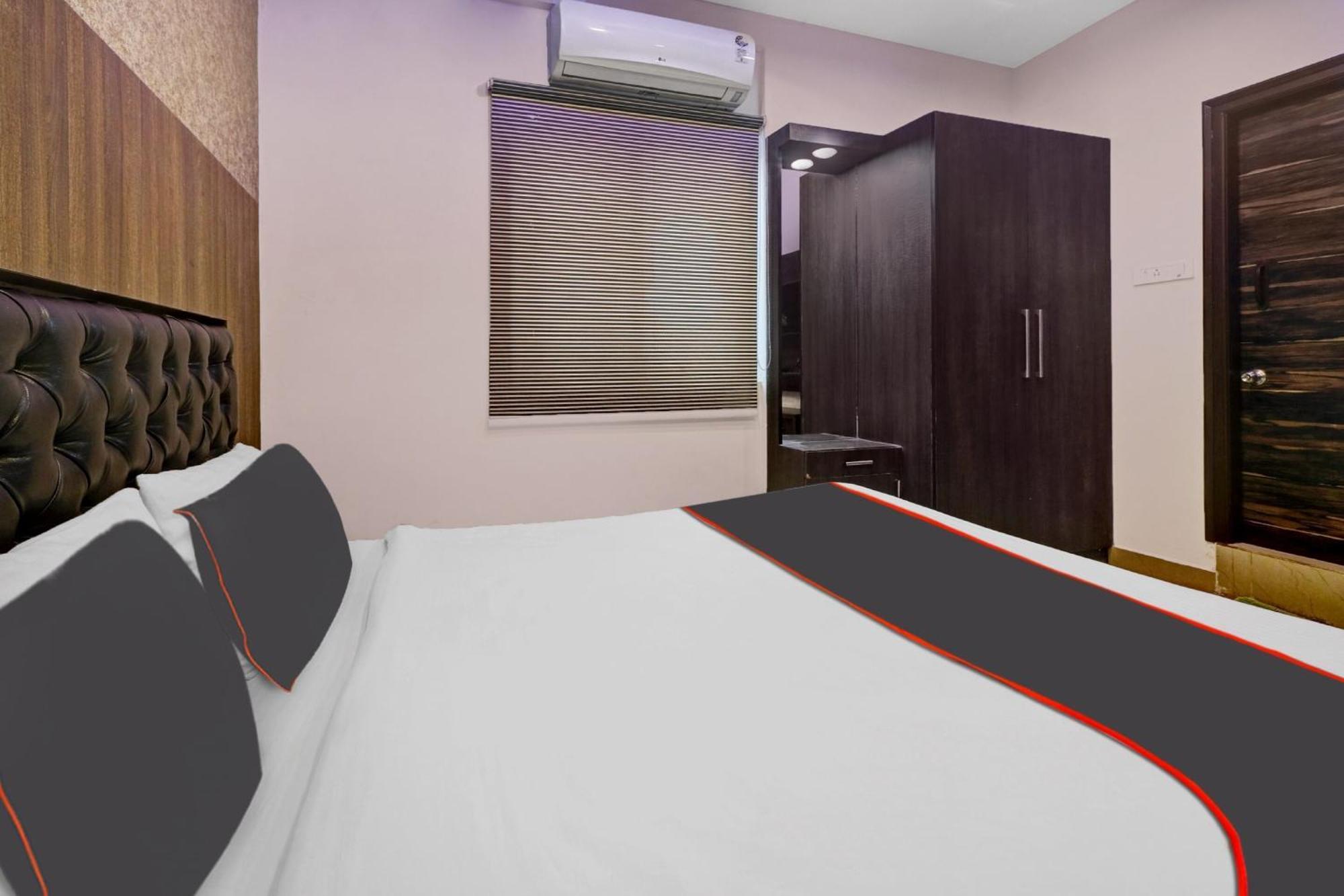 Super Collection O Manasi Residency