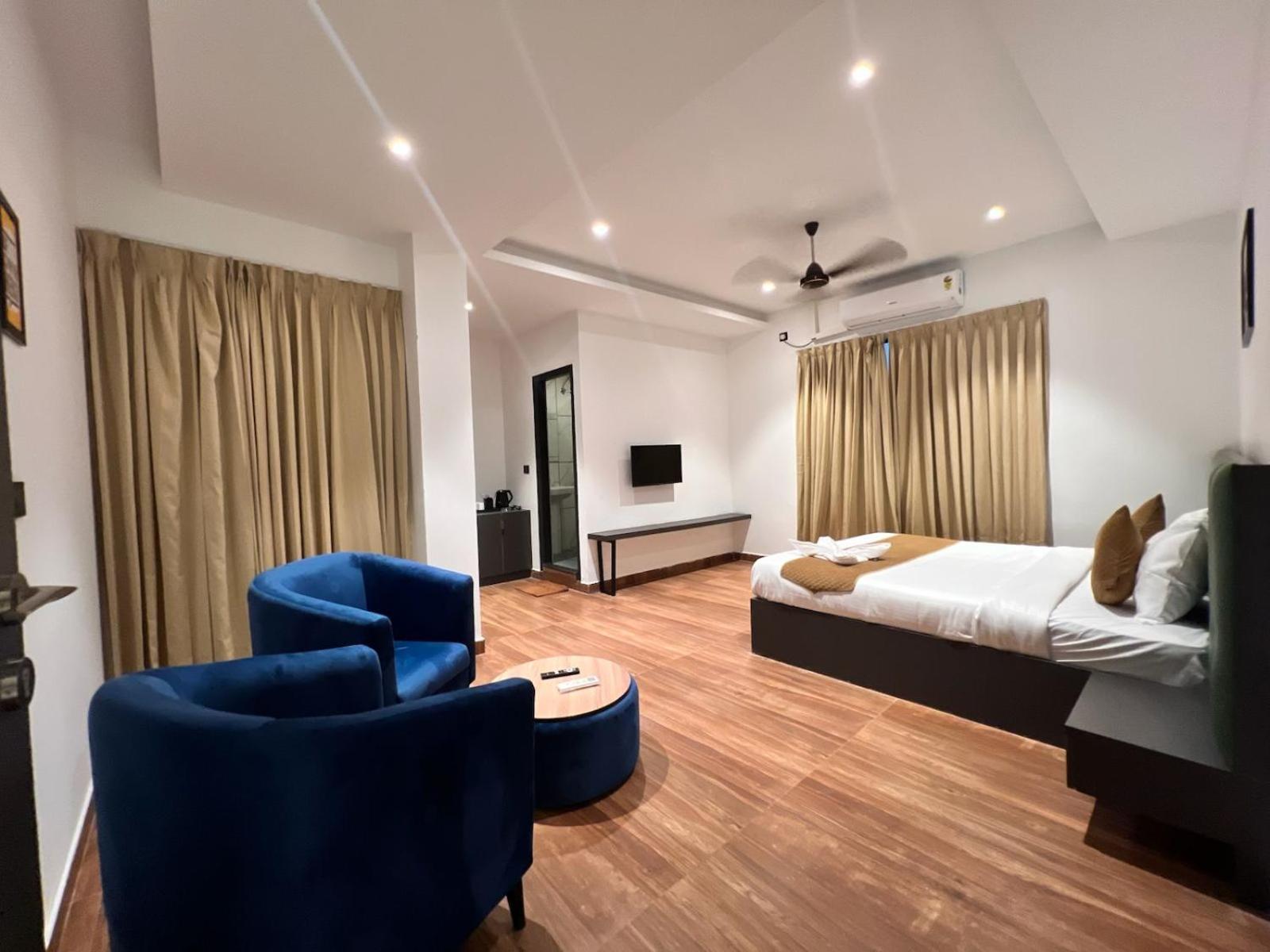 Kingdom By Agira Hotel 3*