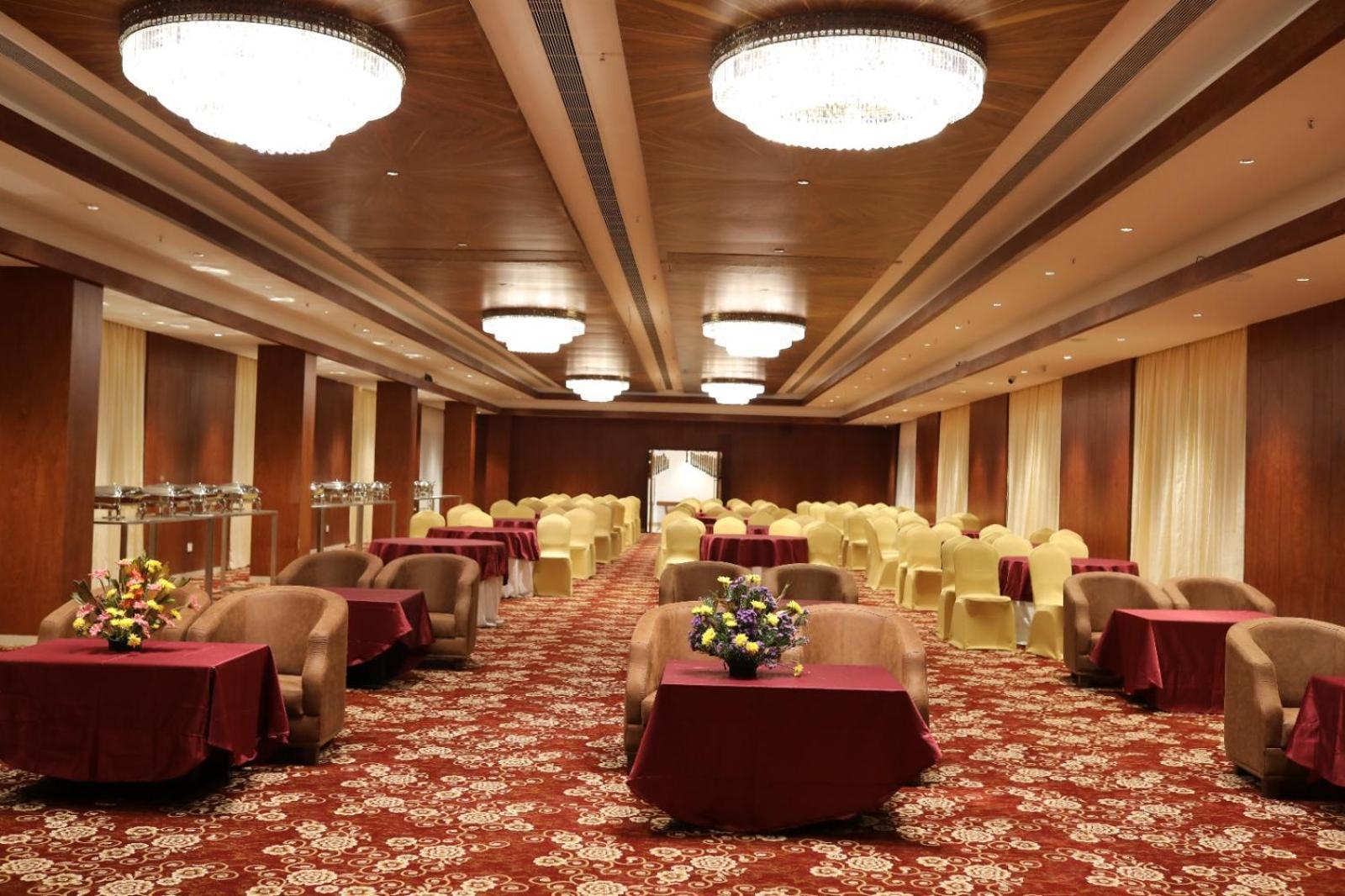 Icon Grand By Bhagini Hotel 4*