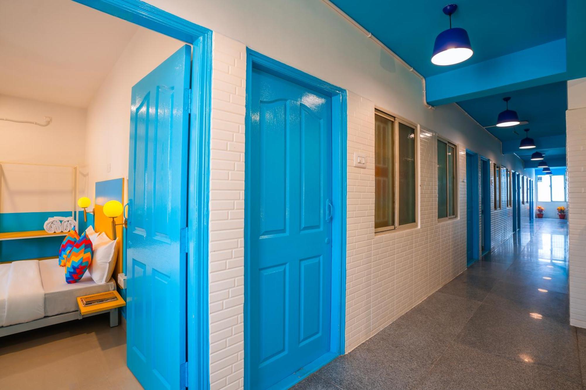 Gostops Hsr, Silk Board * Bangalore