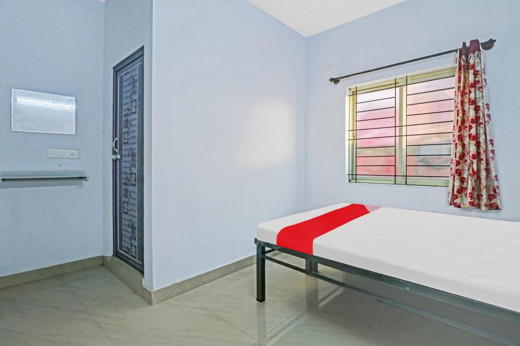 Hotel O M B R