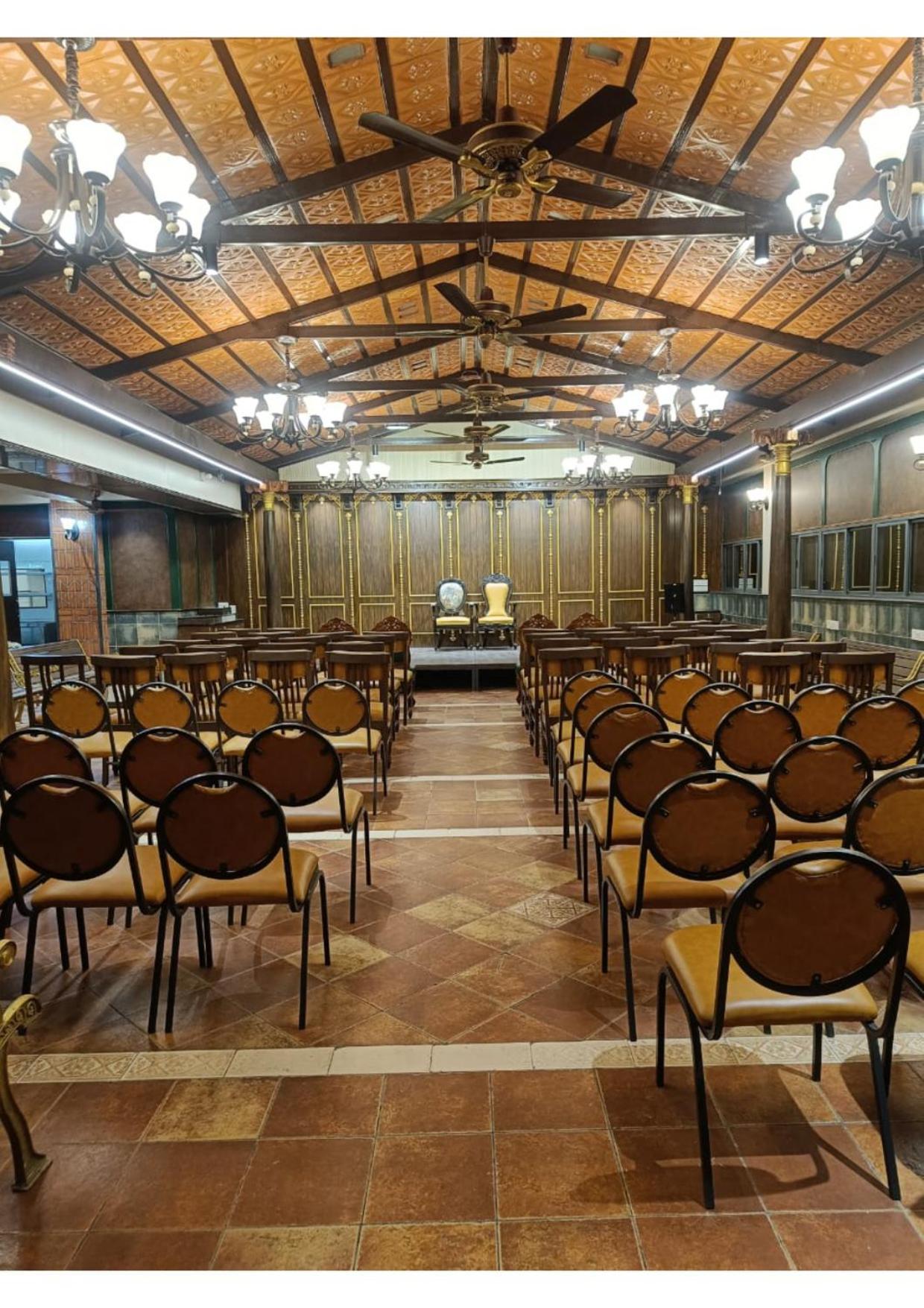 Hotel Atithyaa 3*
