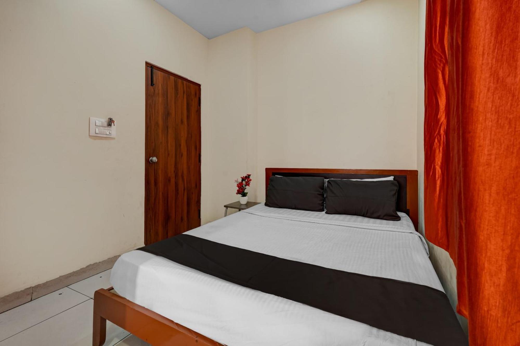 O Chamundeshwari Comfort Hotel Bangalore