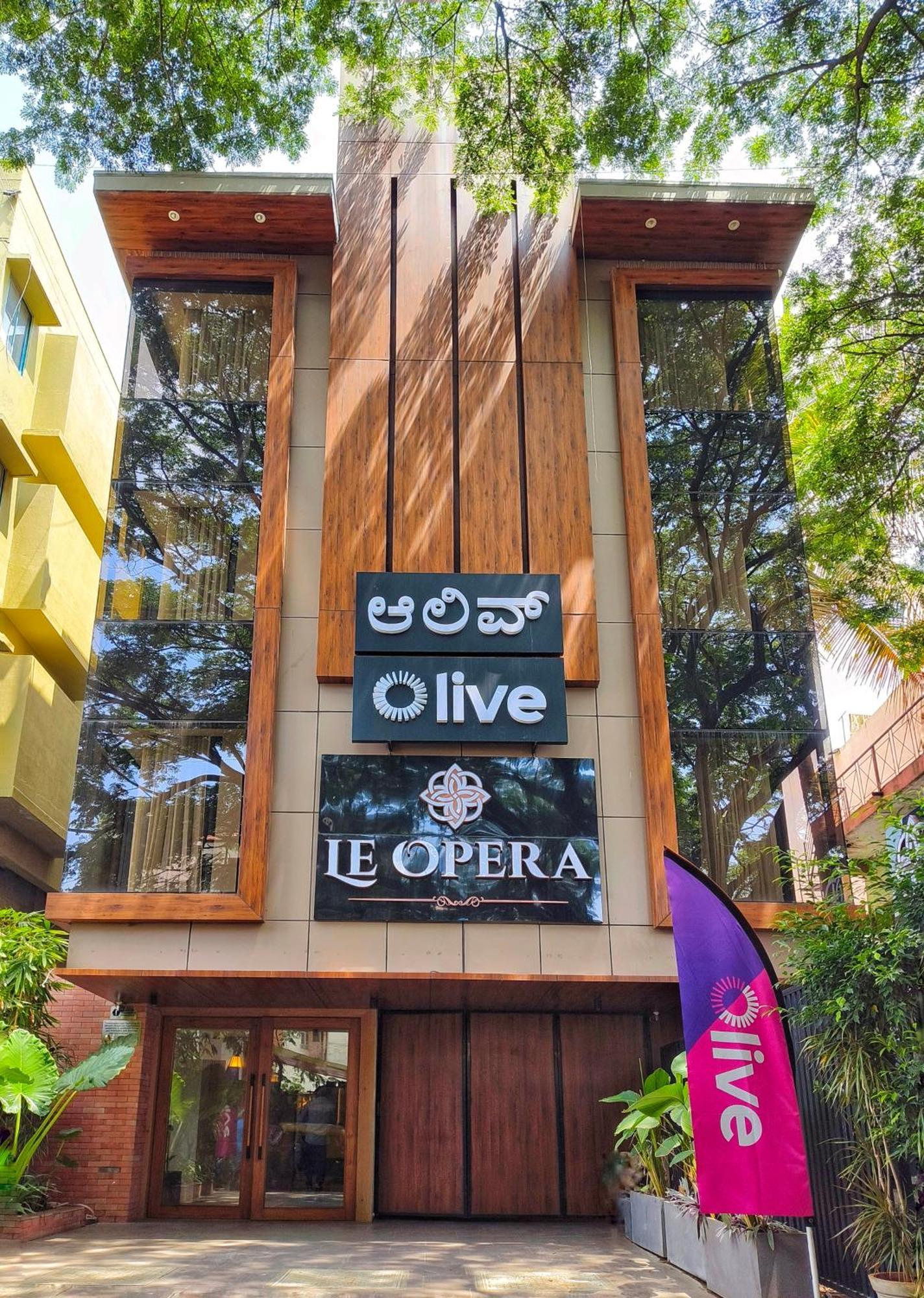 Olive Le Opera By Embassy Group Hotel