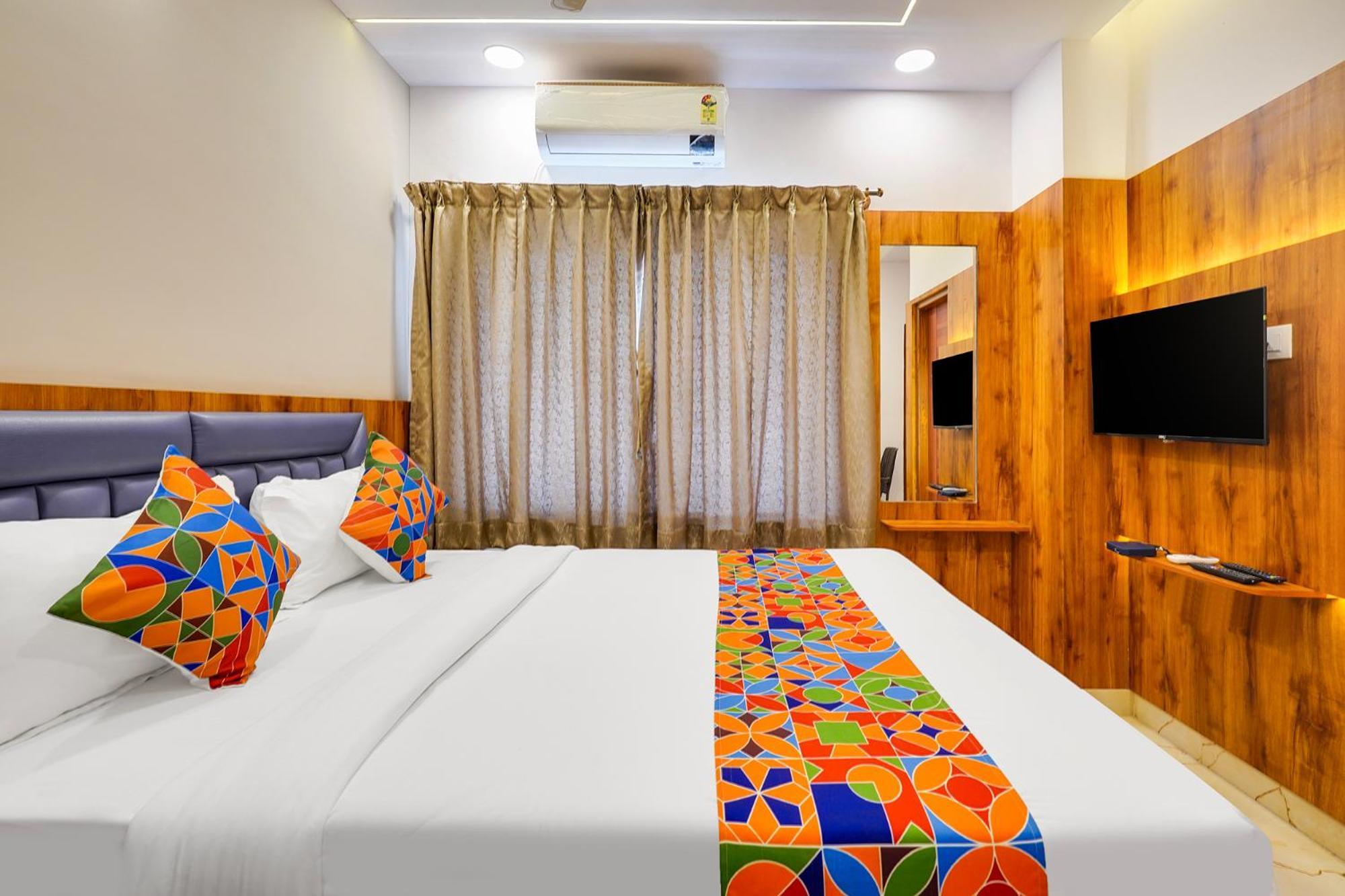 Hotel Fabhotel Royal Grand - Basaveshwar Nagar Bangalore