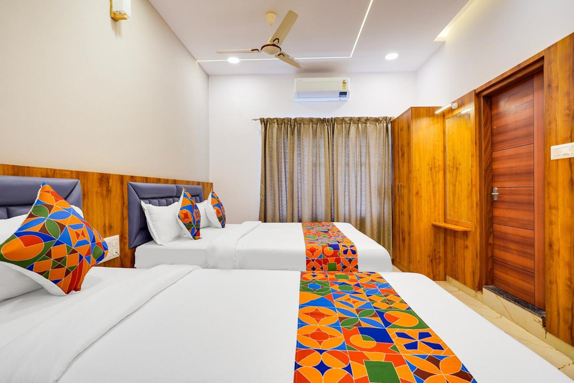 Hotel Fabhotel Royal Grand - Basaveshwar Nagar Bangalore