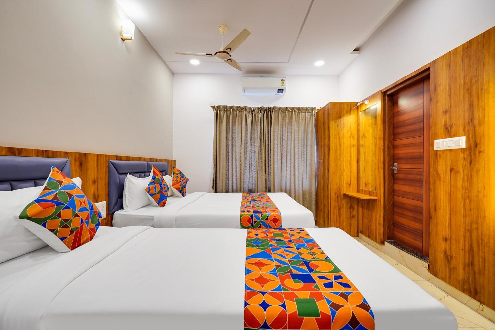Fabhotel Royal Grand - Basaveshwar Nagar 3*