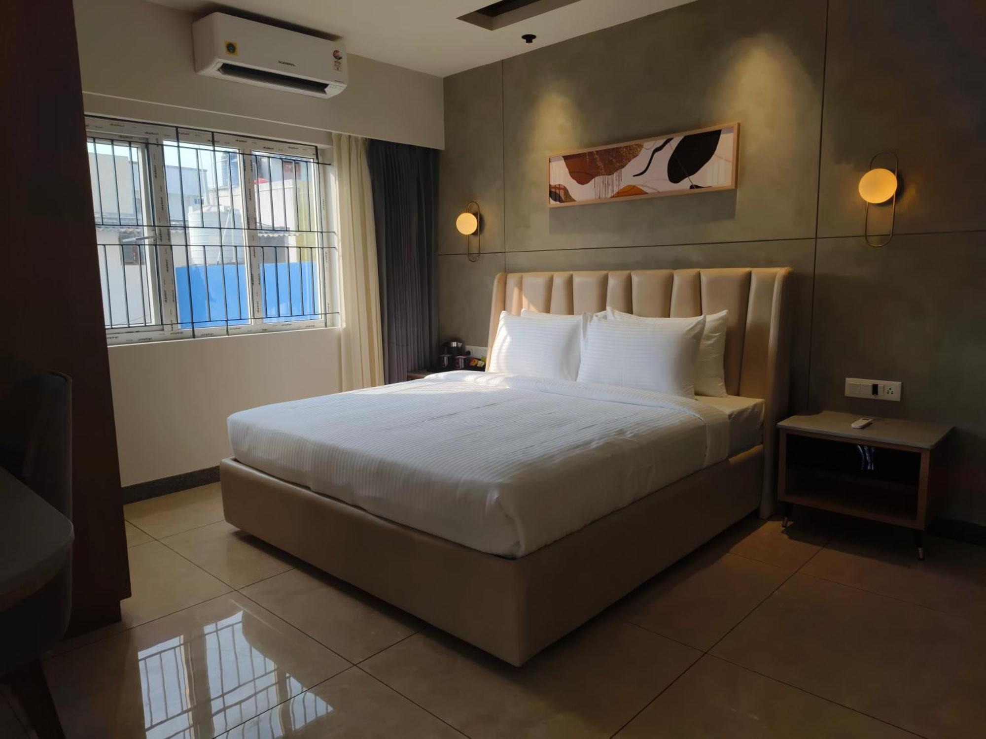 Olive Le Opera By Embassy Group Hotel 3*