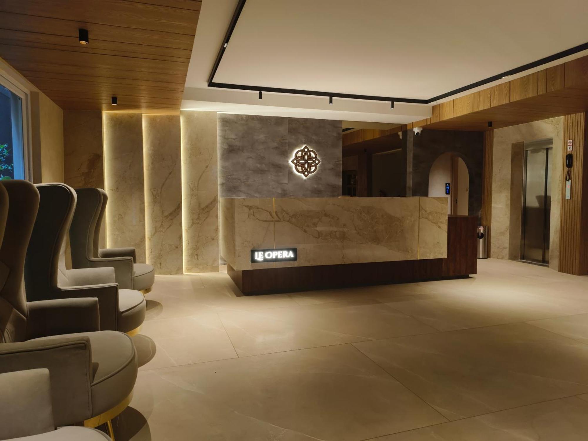 Olive Le Opera By Embassy Group Hotel