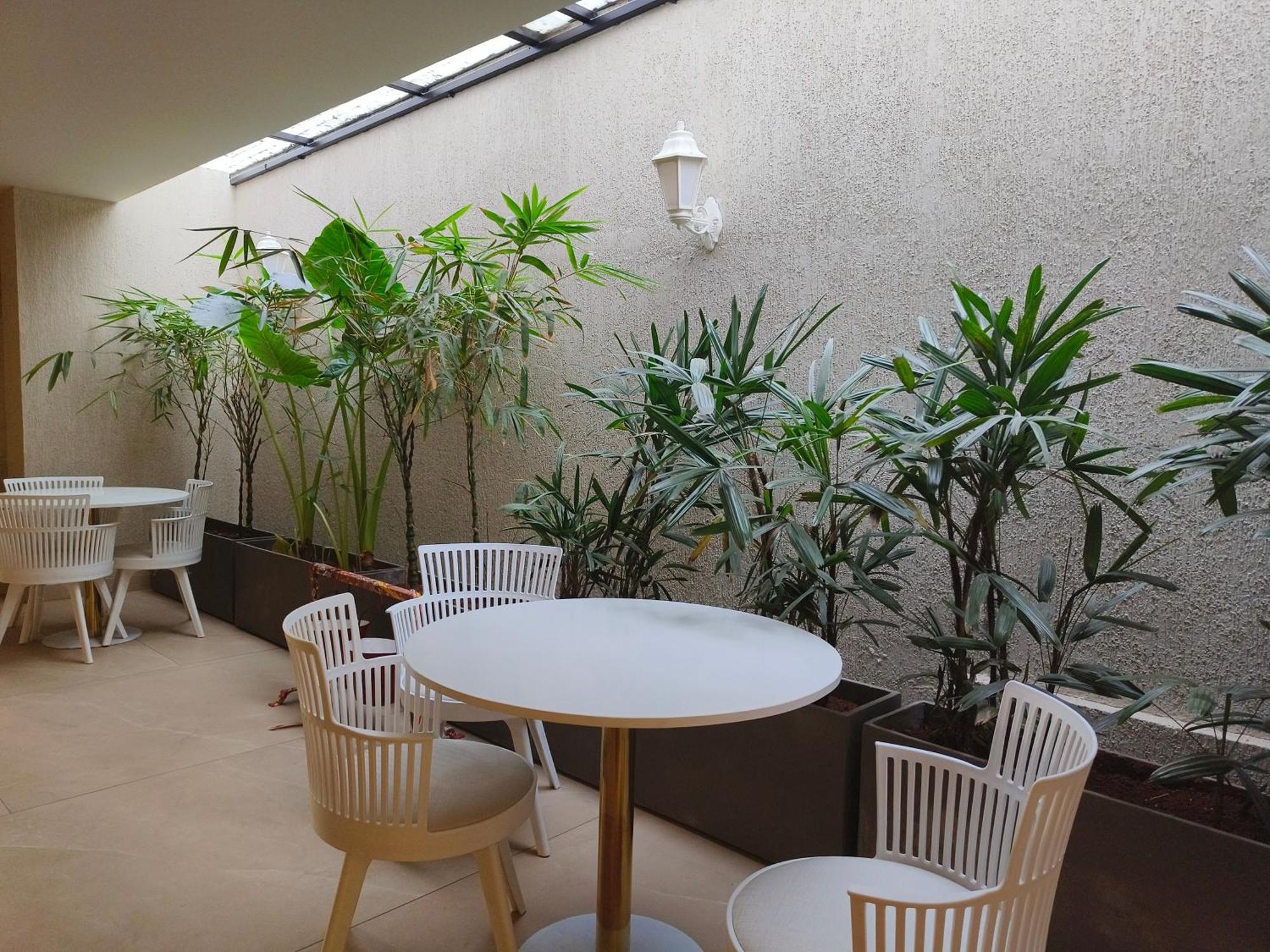 Olive Le Opera By Embassy Group Hotel