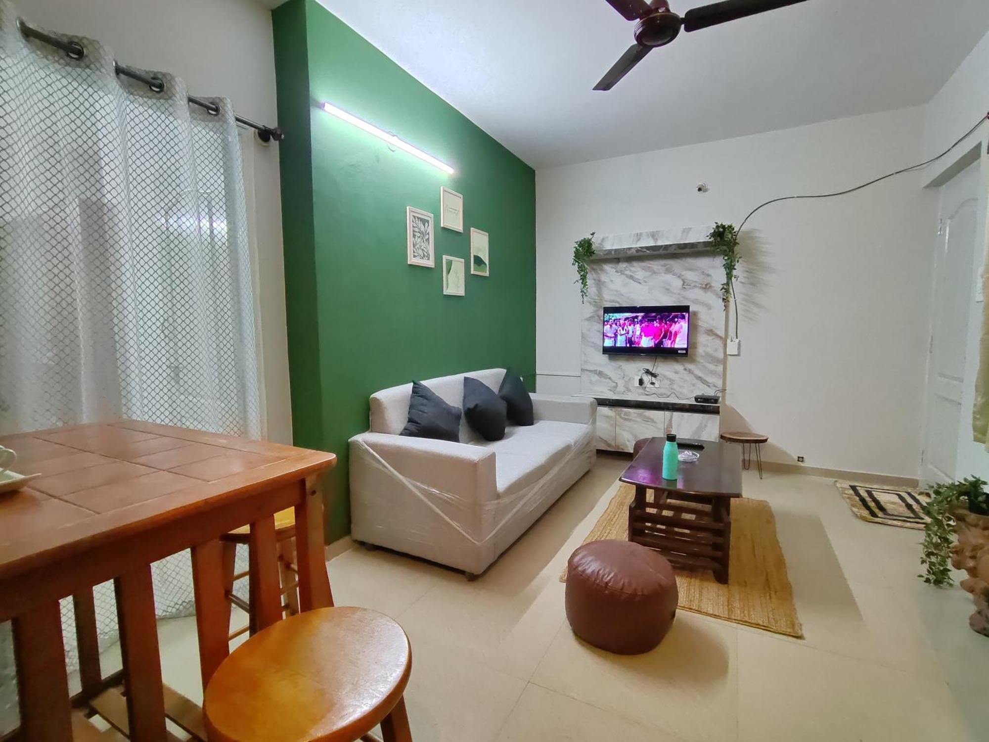 Cozy 1 Bhk Hsr 304 Apartment