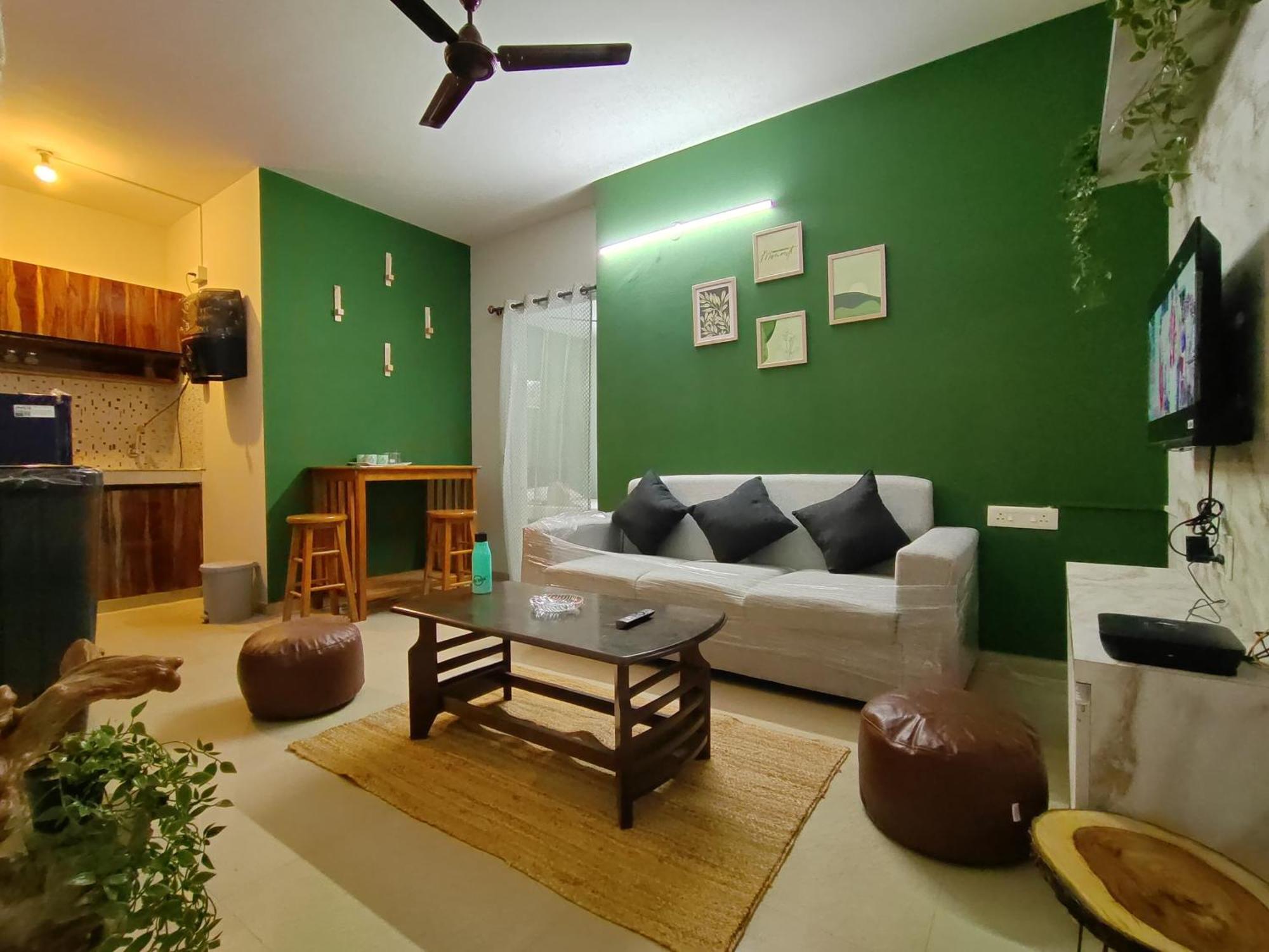 Cozy 1 Bhk Hsr 304 * Bangalore