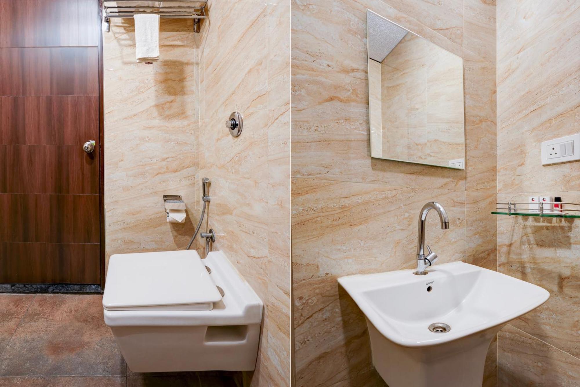 Super Townhouse Oak Mahadevapura Opposite Phoenix Mall 4*
