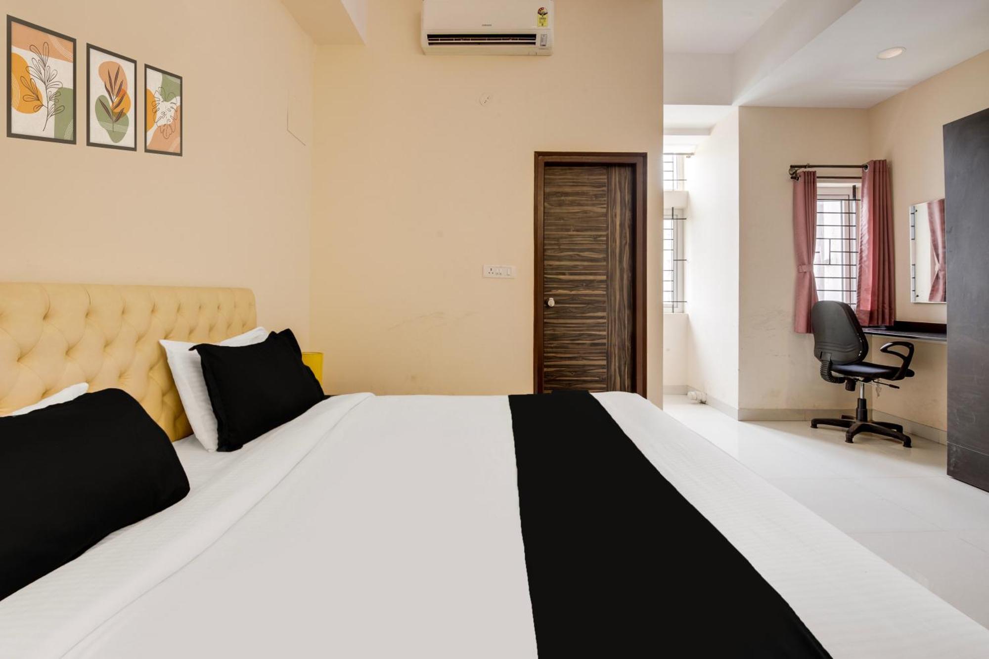 Townhouse Hbr Layout Hotel 4*