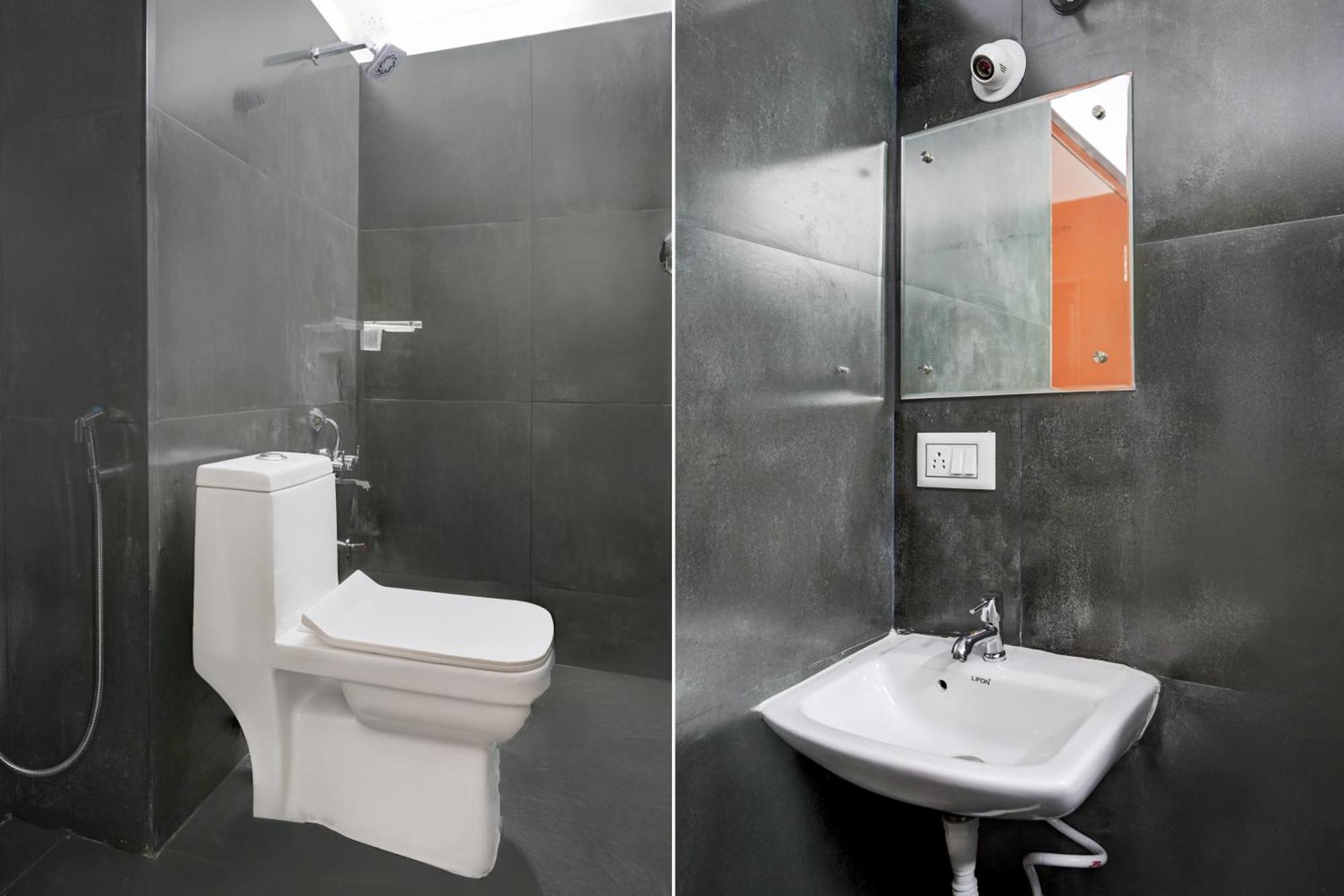 O Balaji Residency Hotel