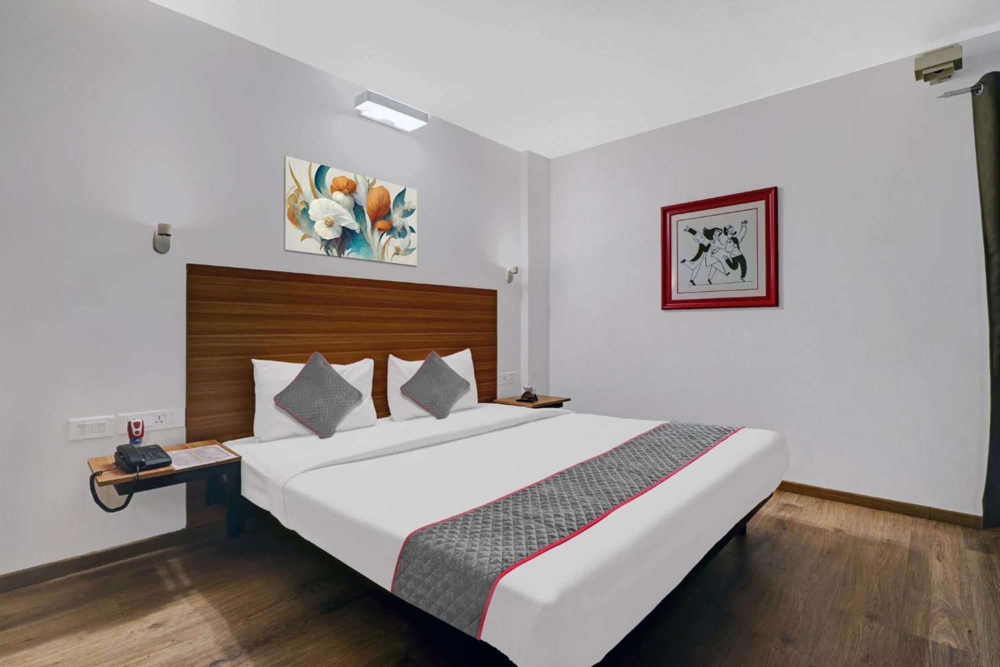 Hotel O Royal Encore Bangalore