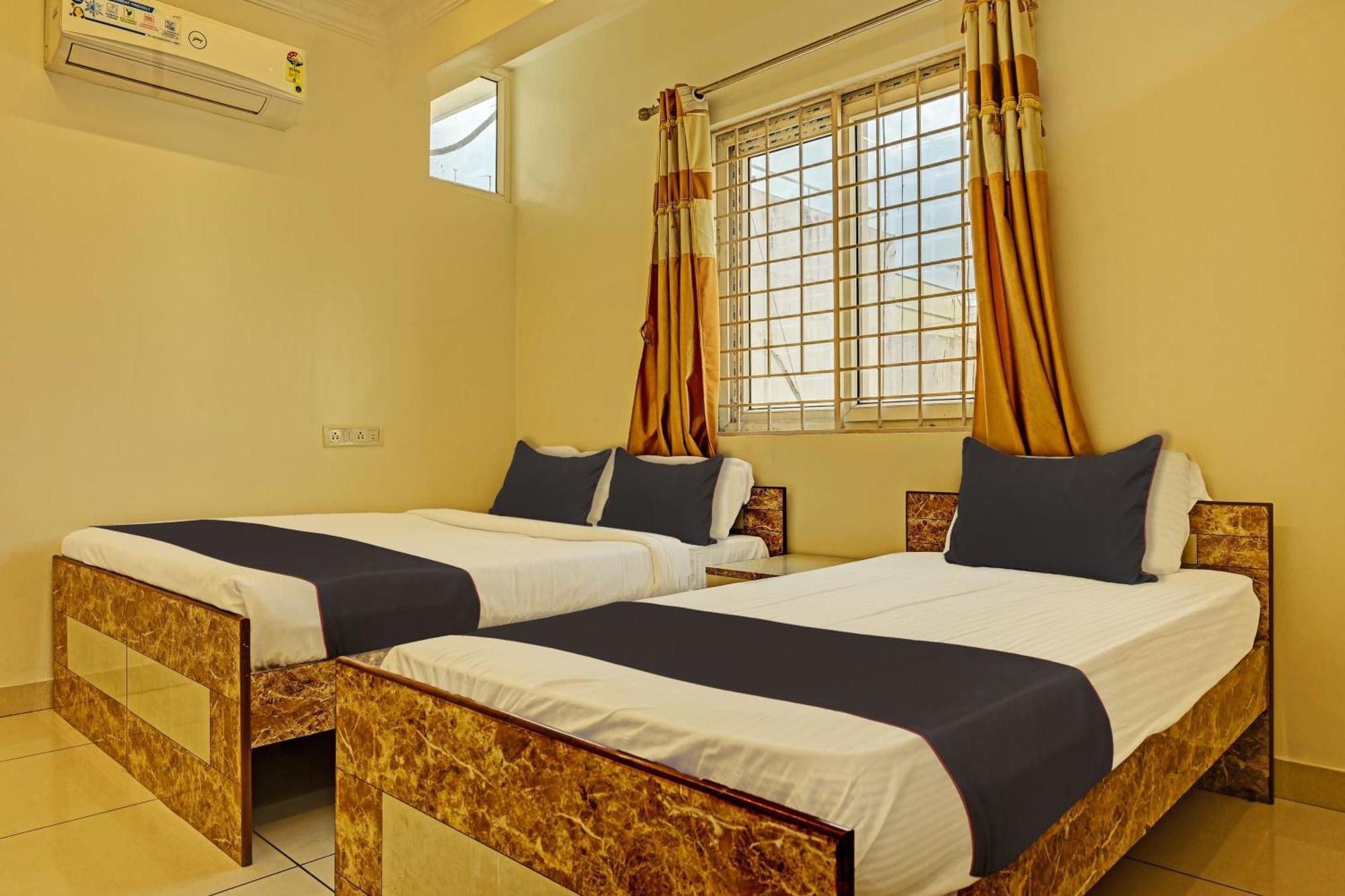Hotel Collection O The Mass Residency By Dv